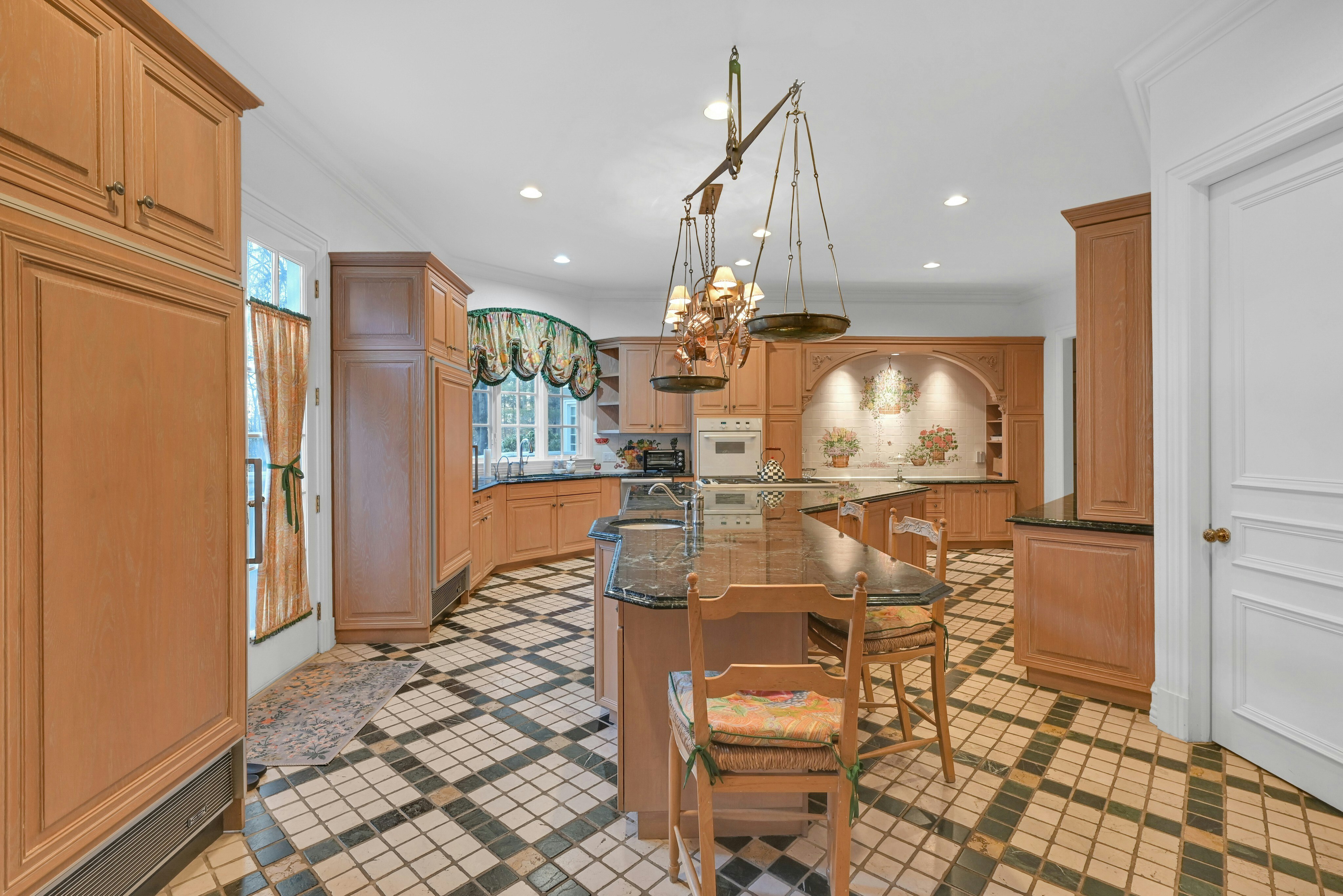 86 Fox Hedge Road 