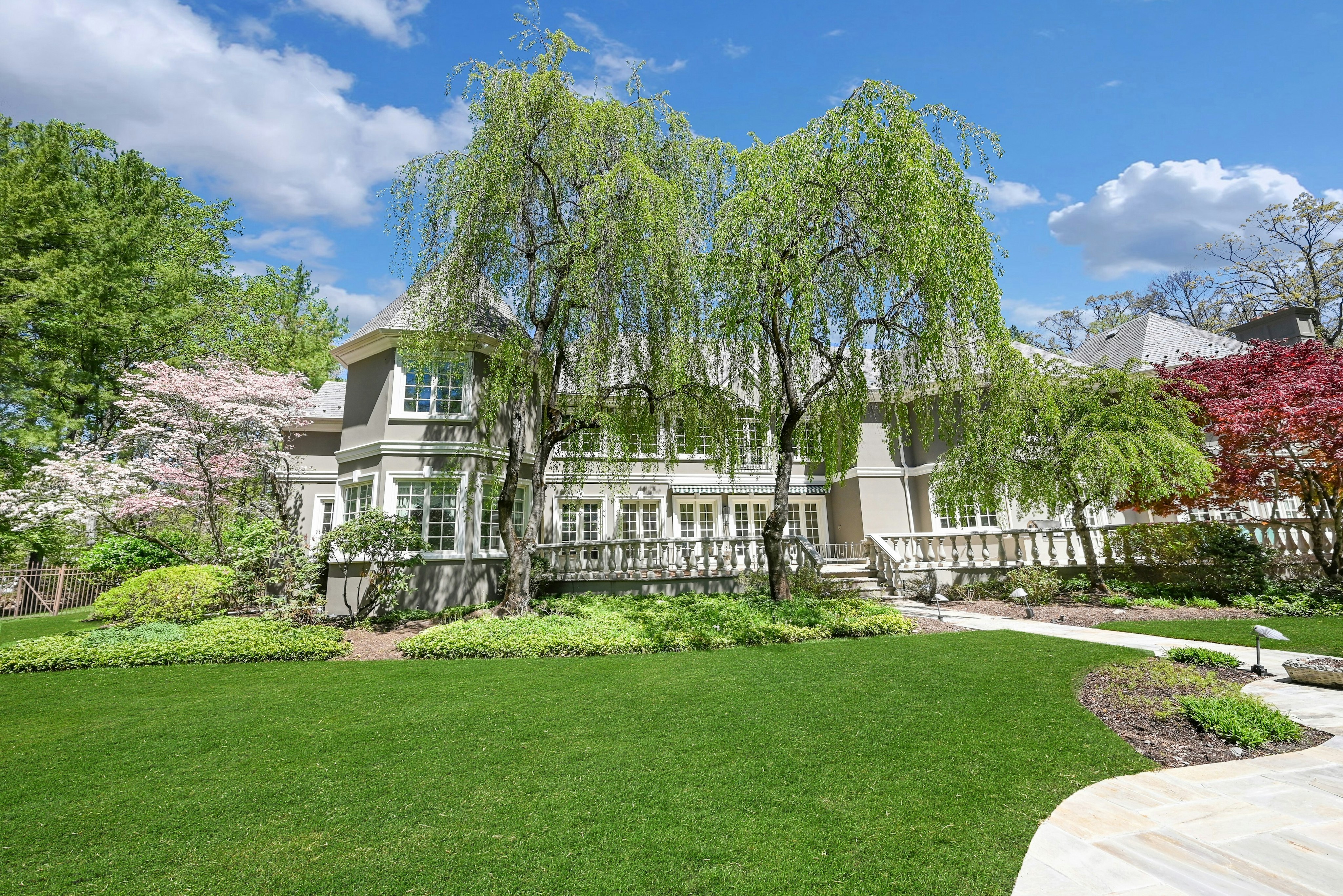 86 Fox Hedge Road 