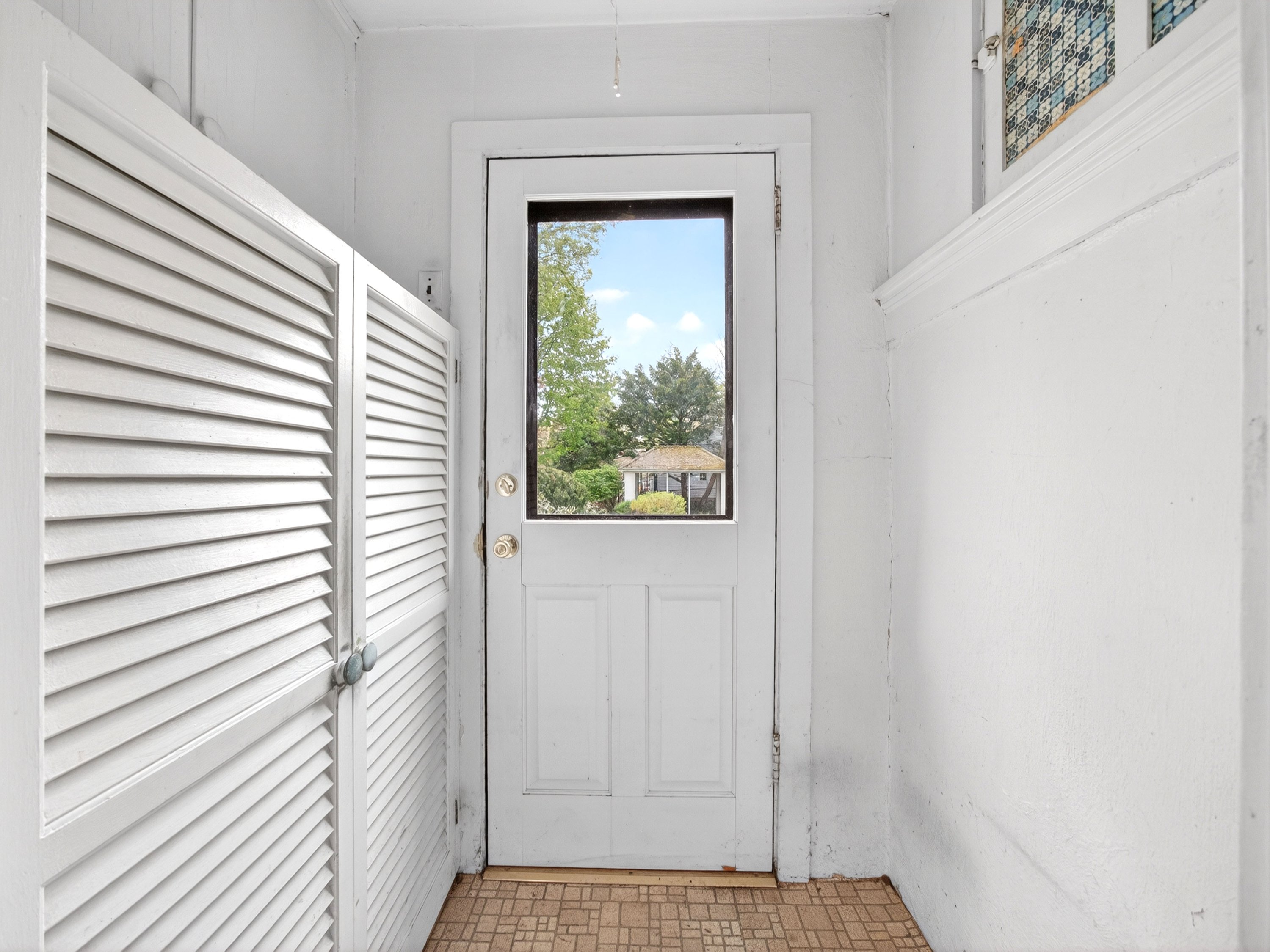 618 Wyndemere Avenue 