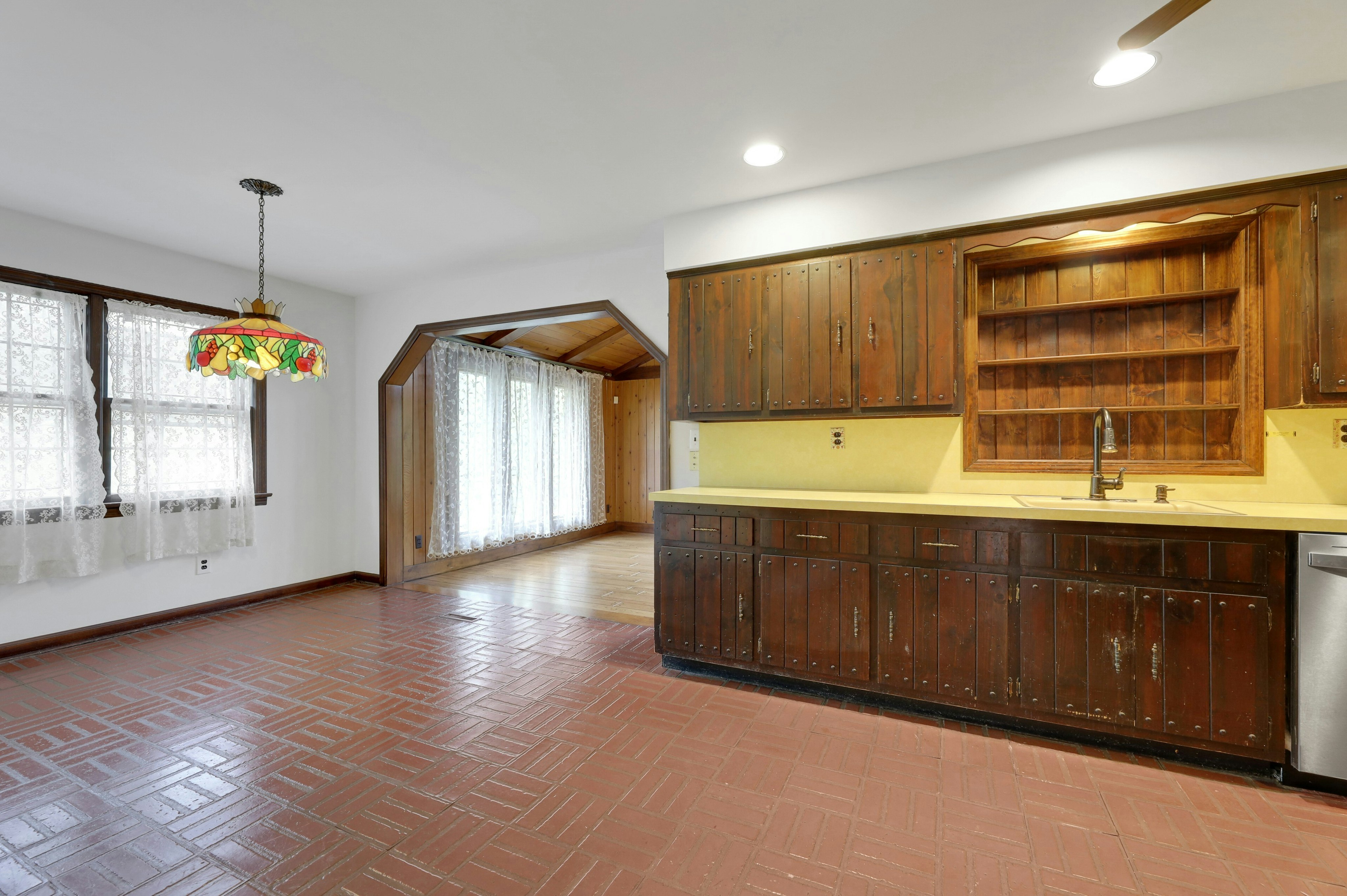 1138 High Mountain Road 