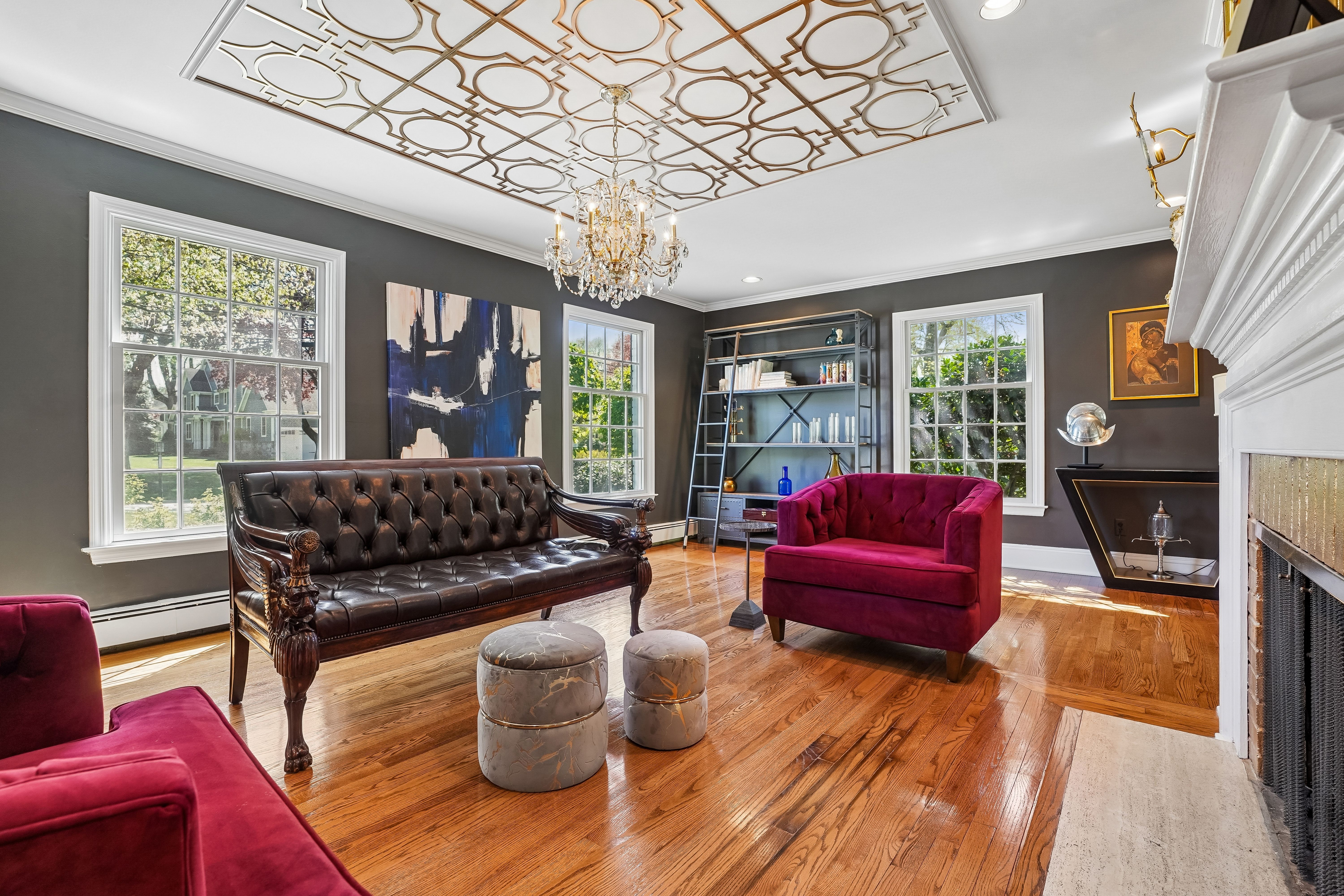 372 Lakeview Drive 