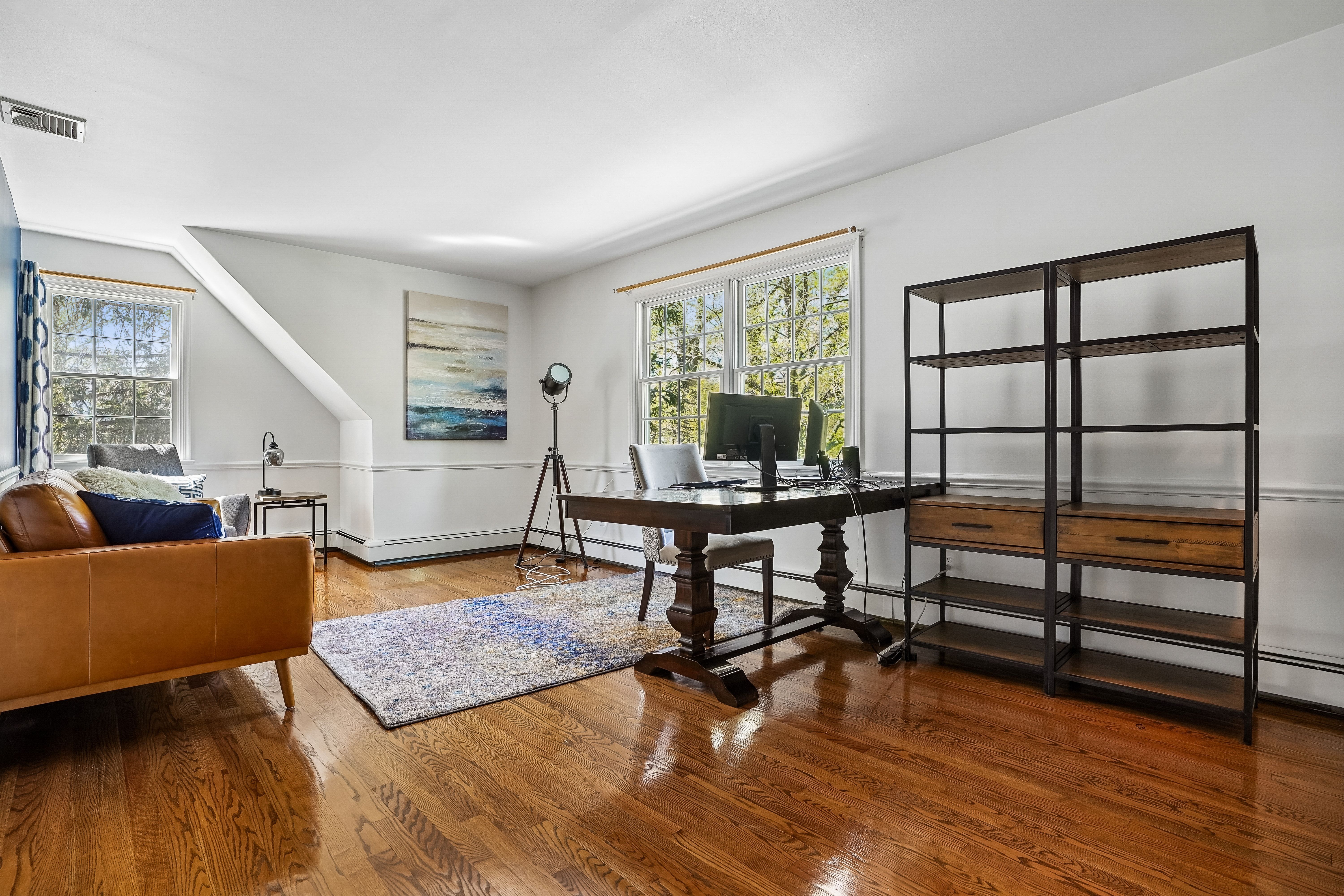 372 Lakeview Drive 
