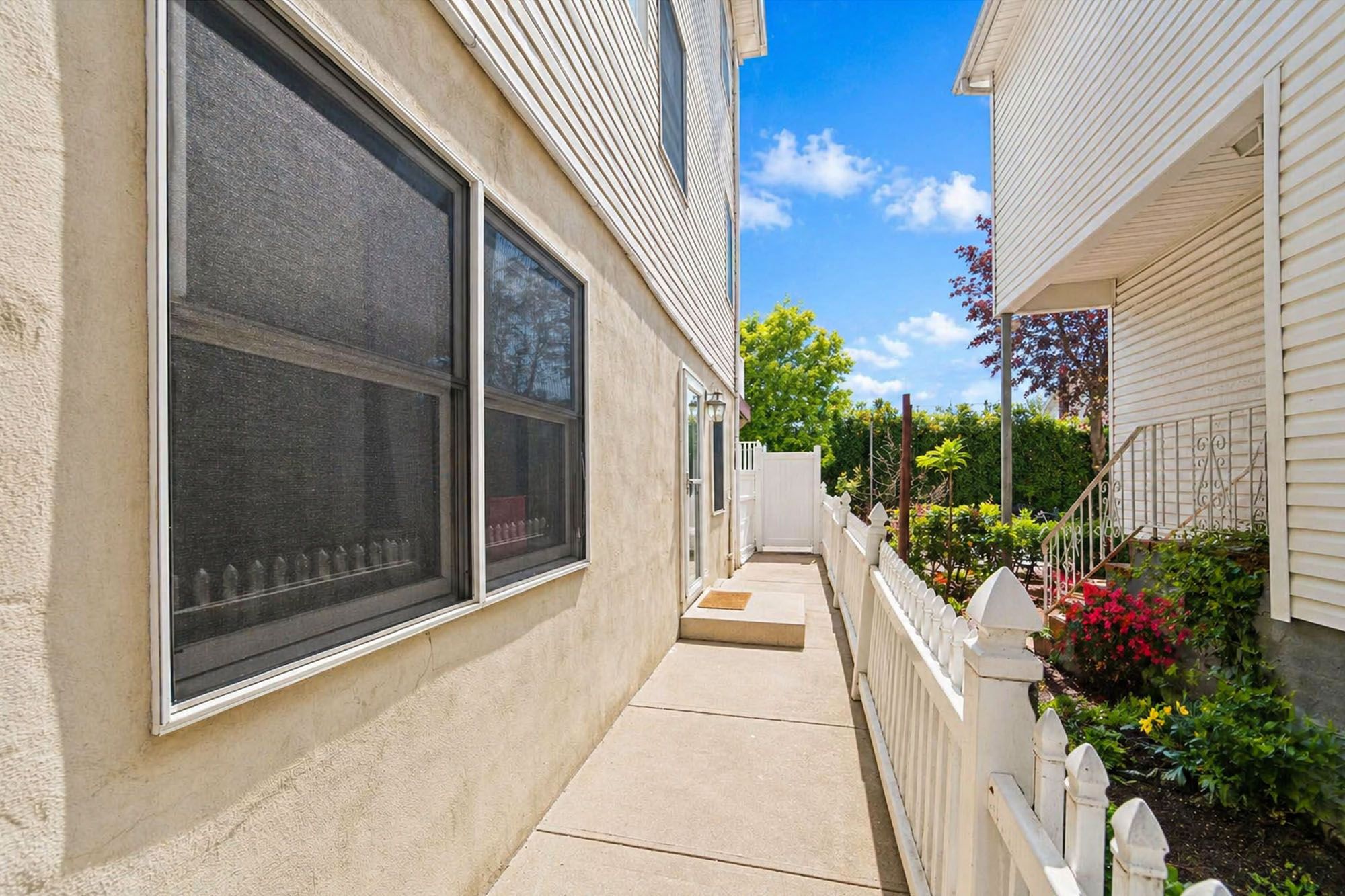 536 2nd Avenue