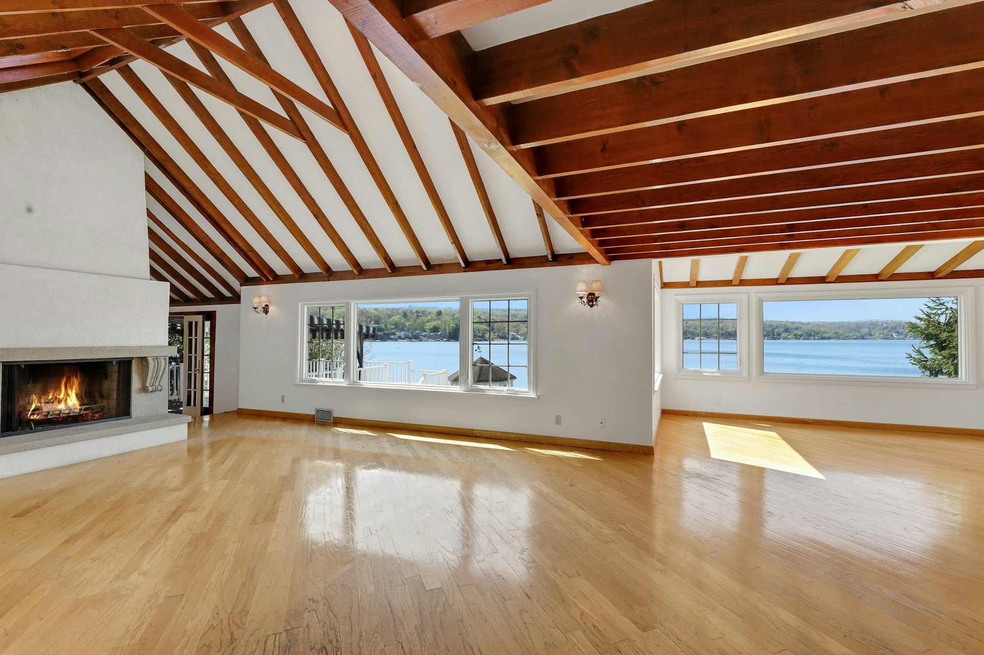 50 Shore Trail 