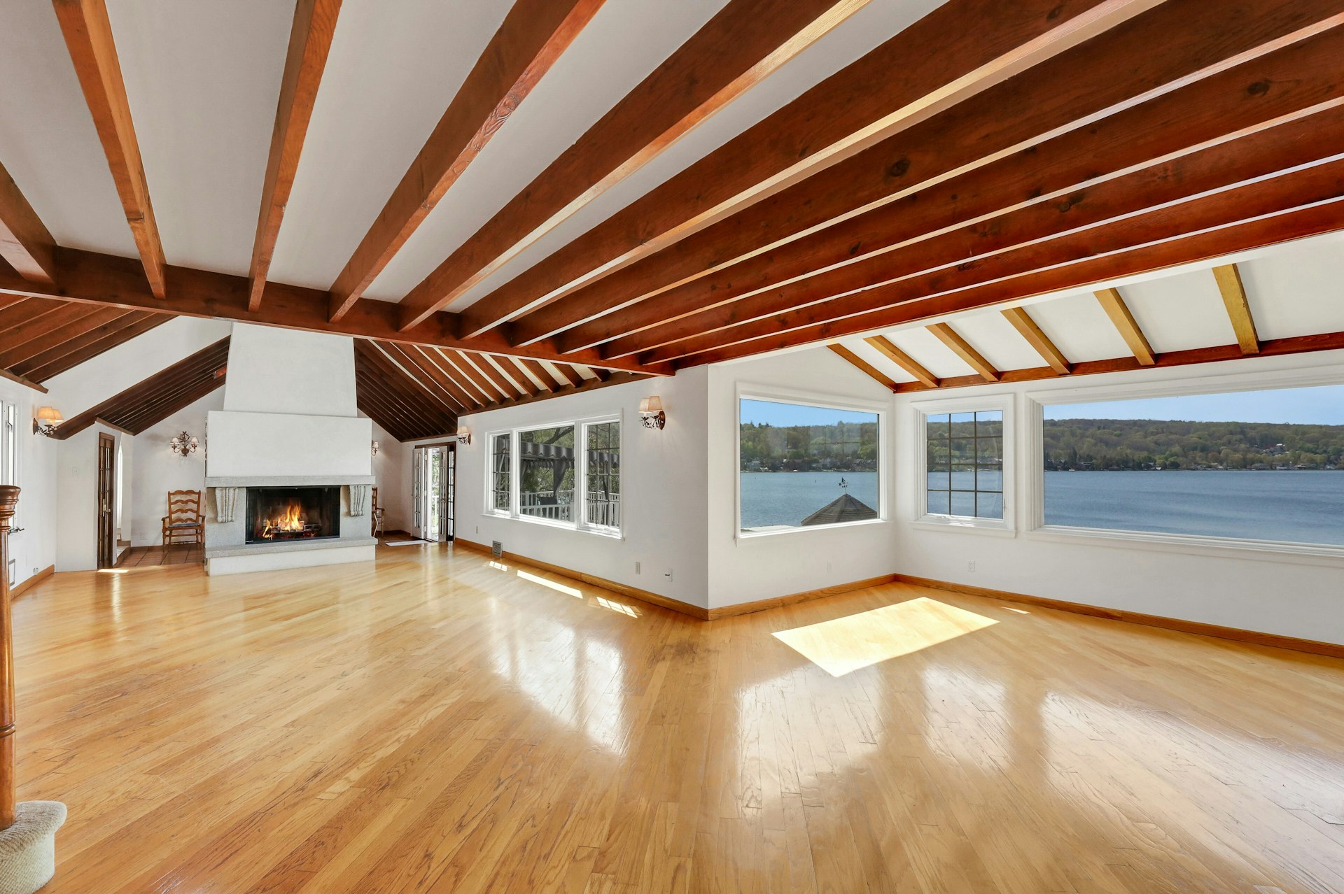 50 Shore Trail 