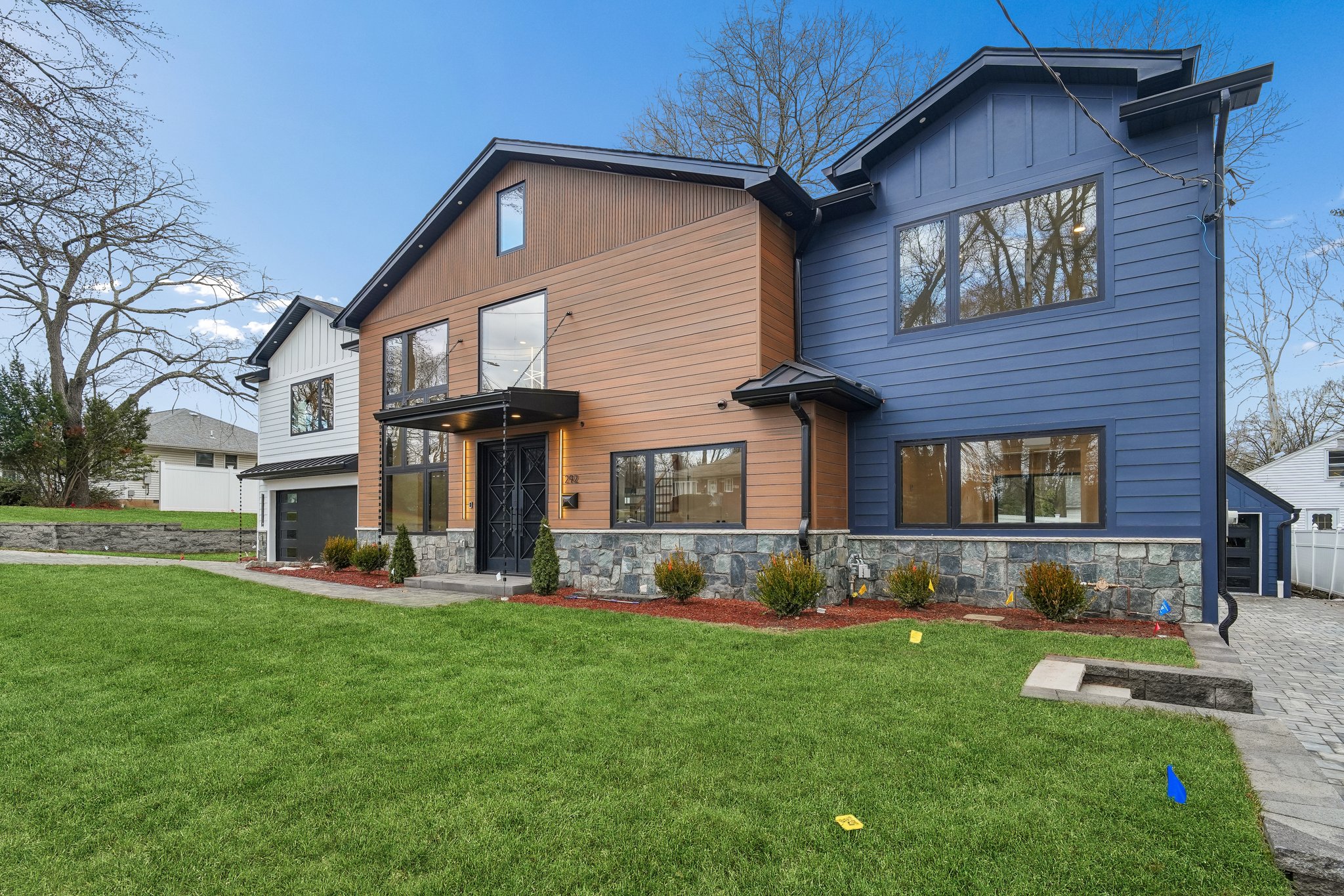 292 Magnolia Avenue 