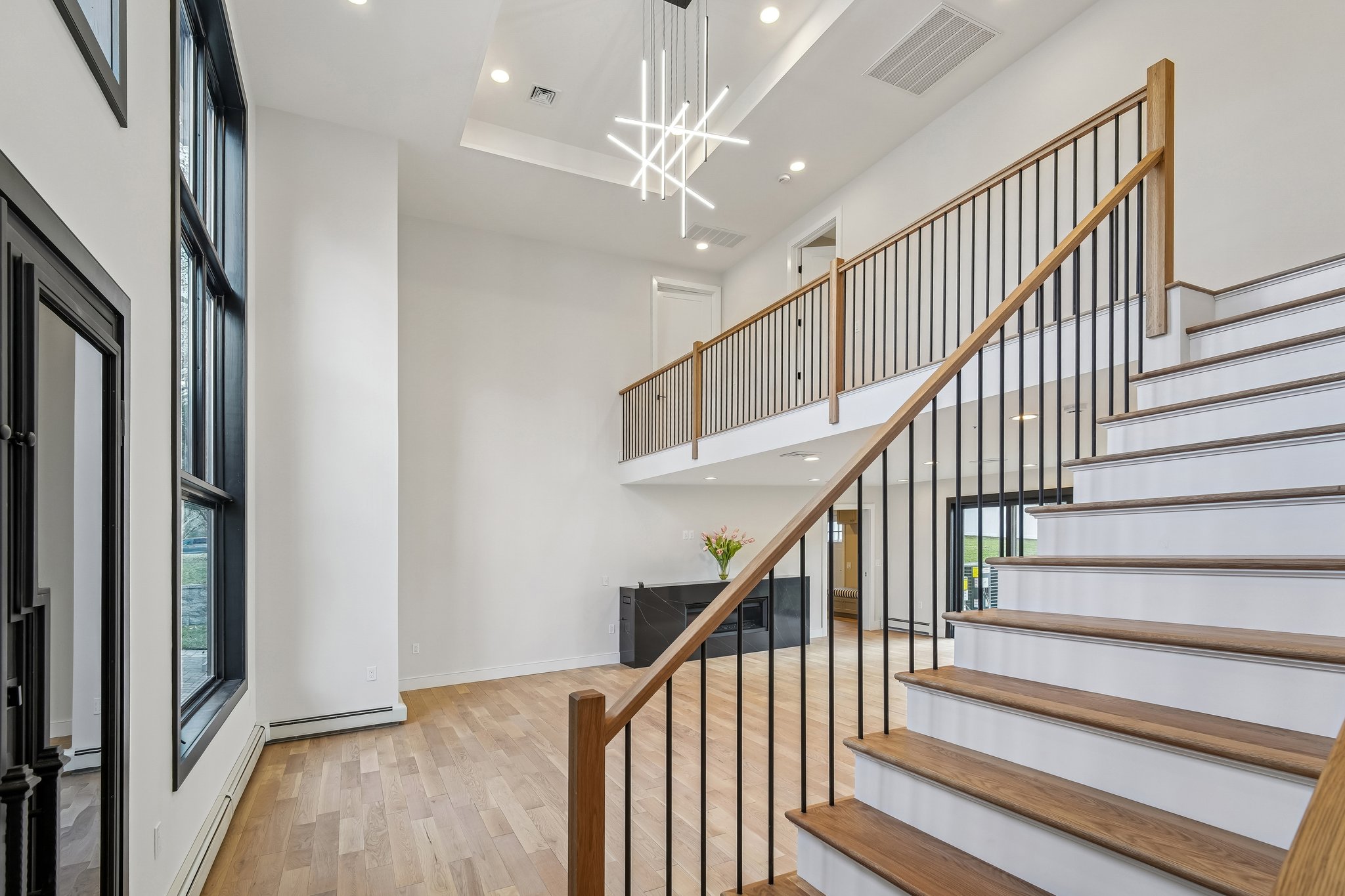 292 Magnolia Avenue 