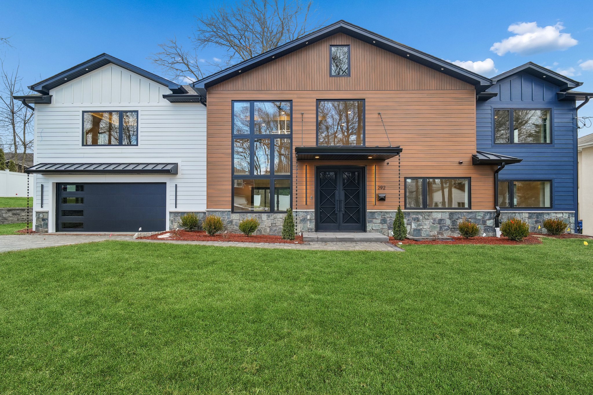 292 Magnolia Avenue 