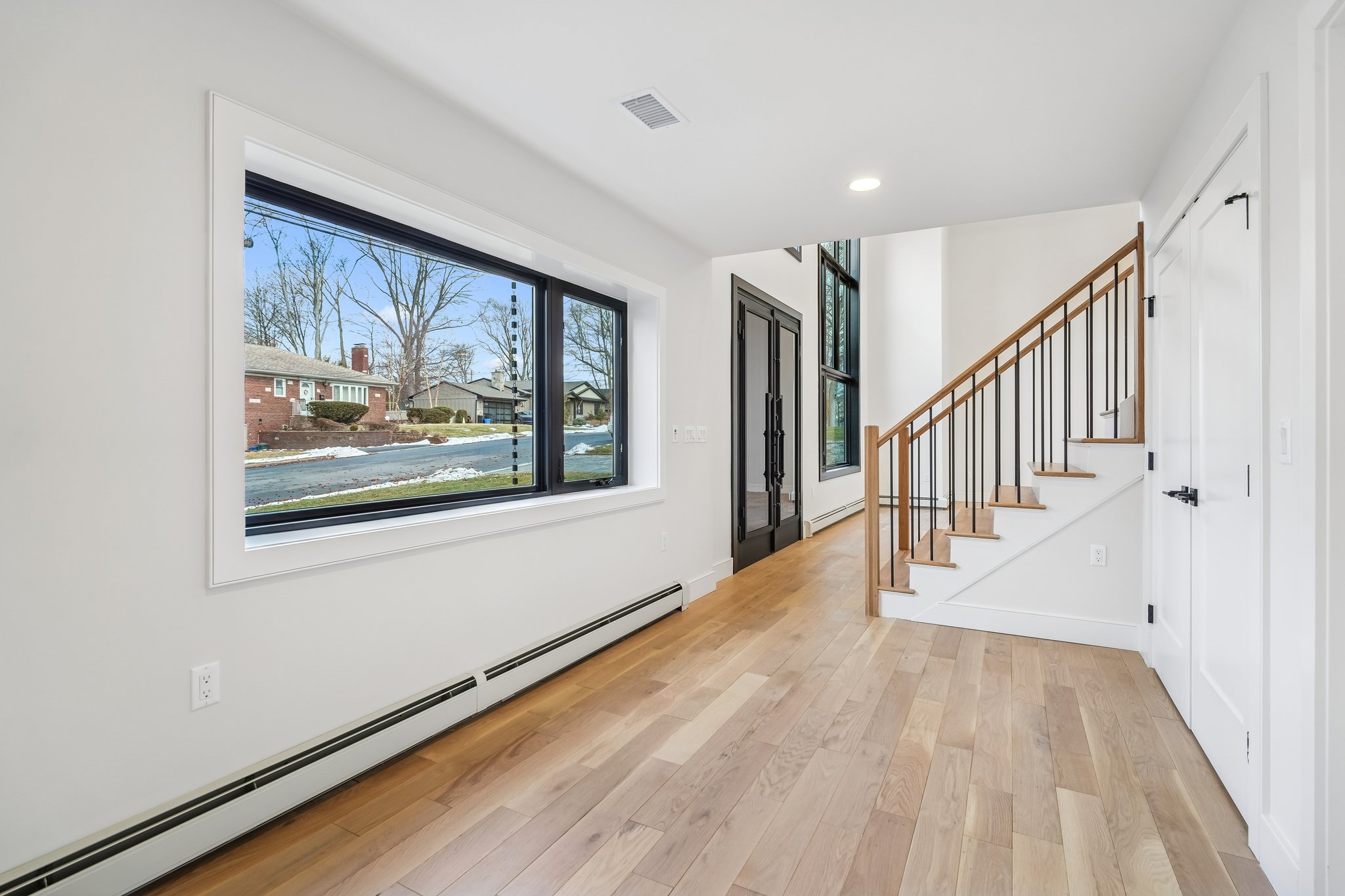 292 Magnolia Avenue 