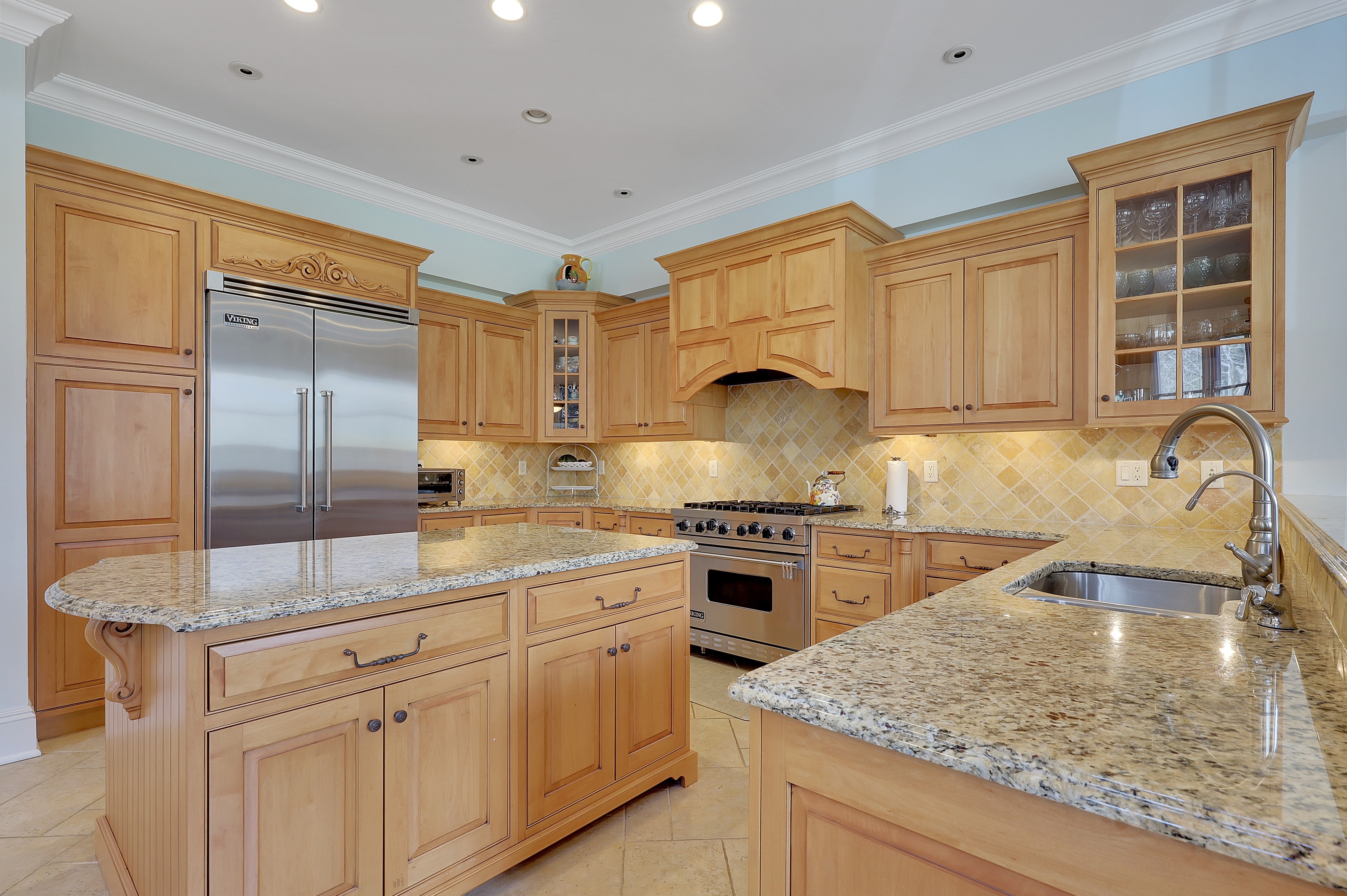 414 Bellaire Drive 