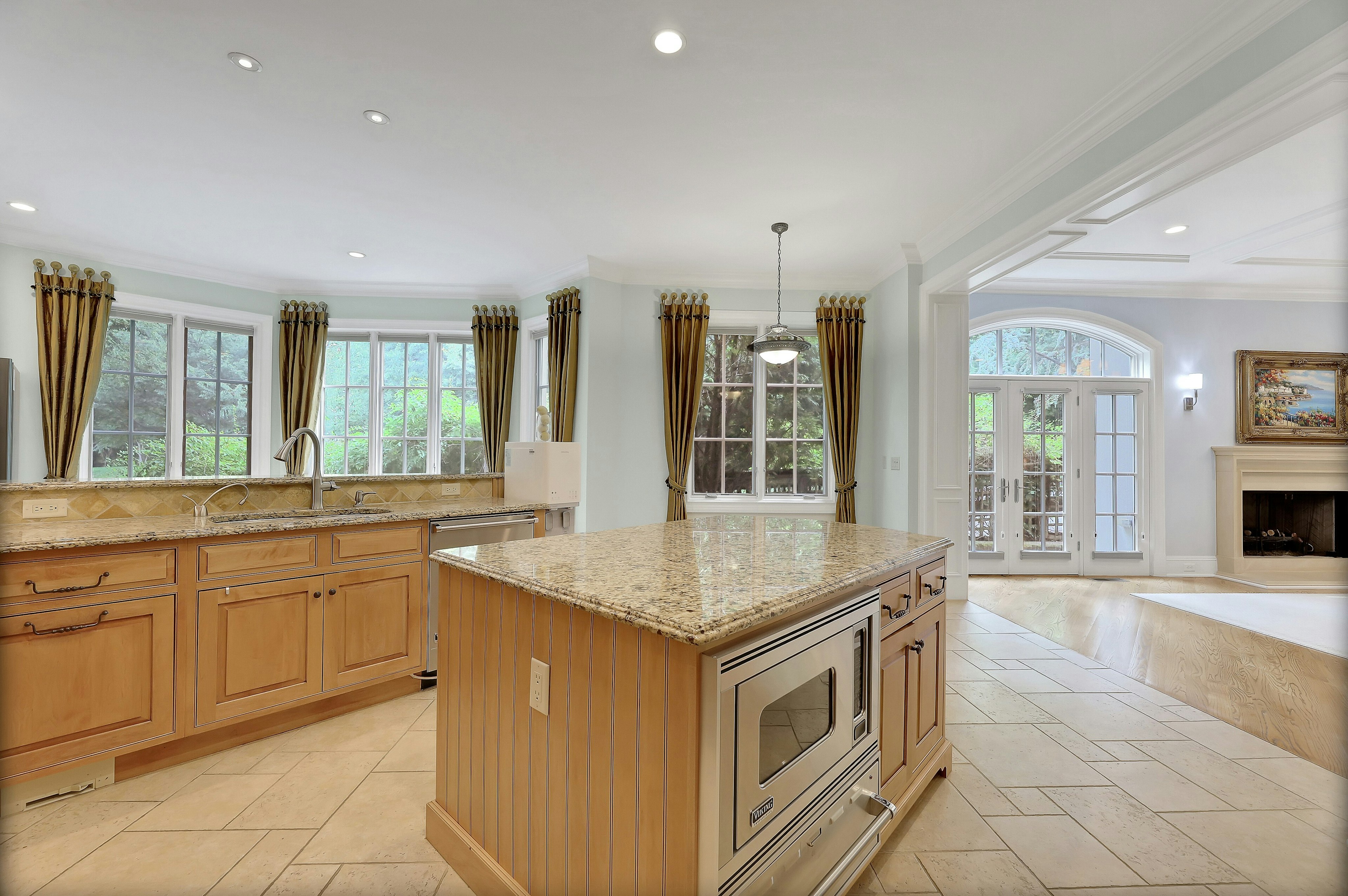 414 Bellaire Drive 