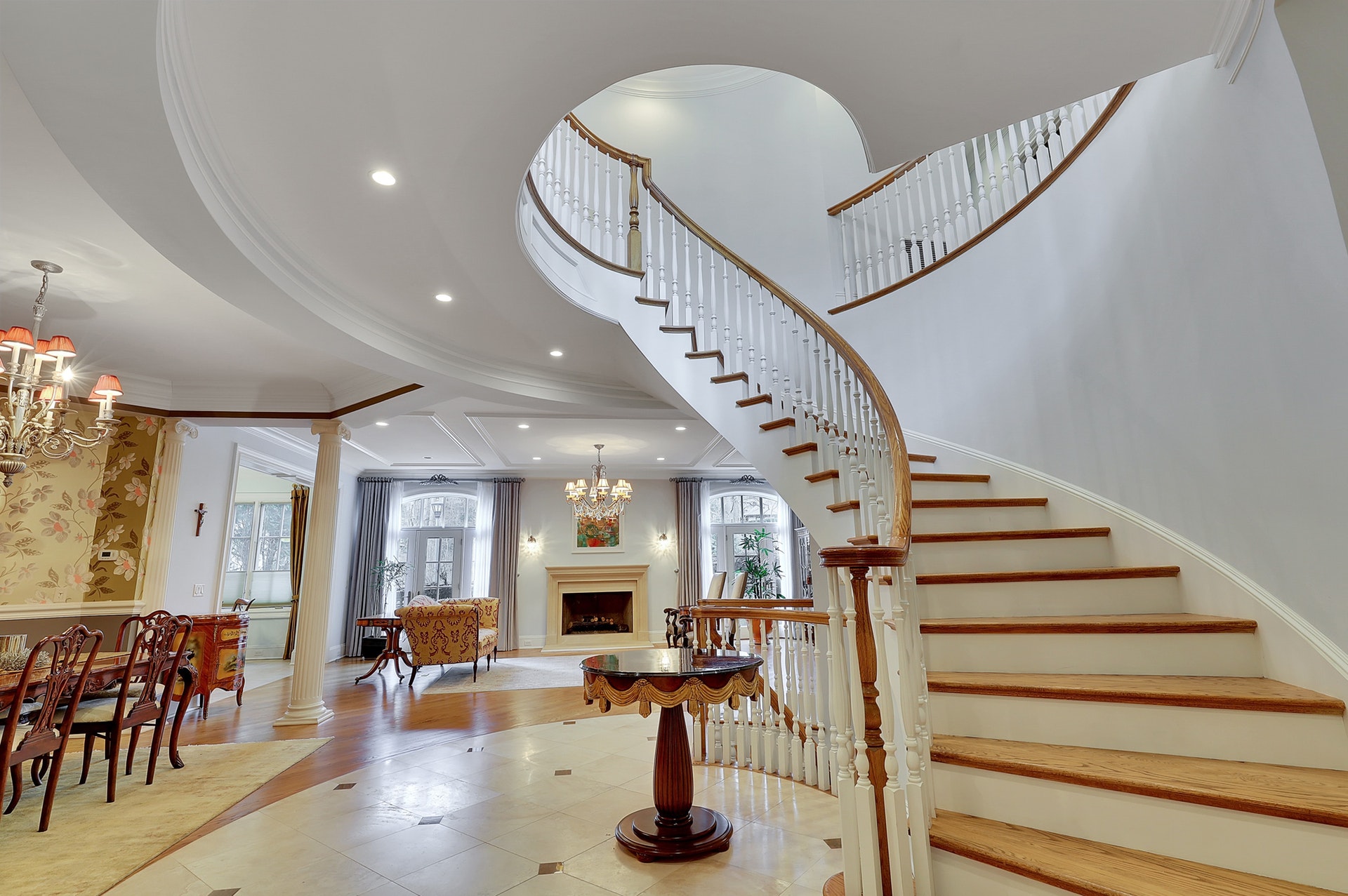 414 Bellaire Drive 
