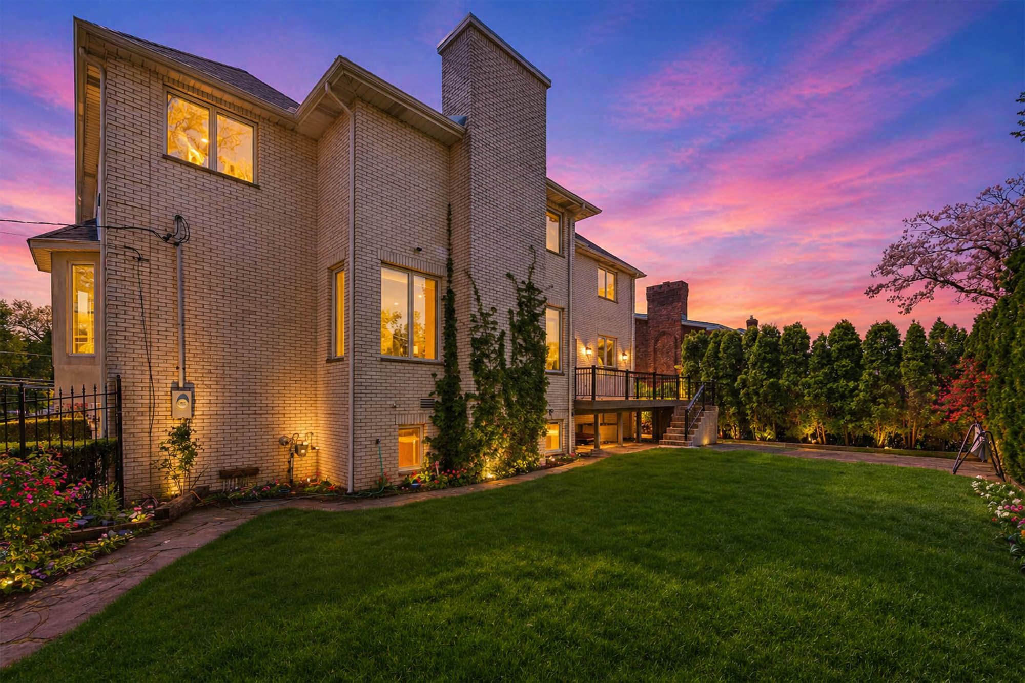 1221 Fairmount Place