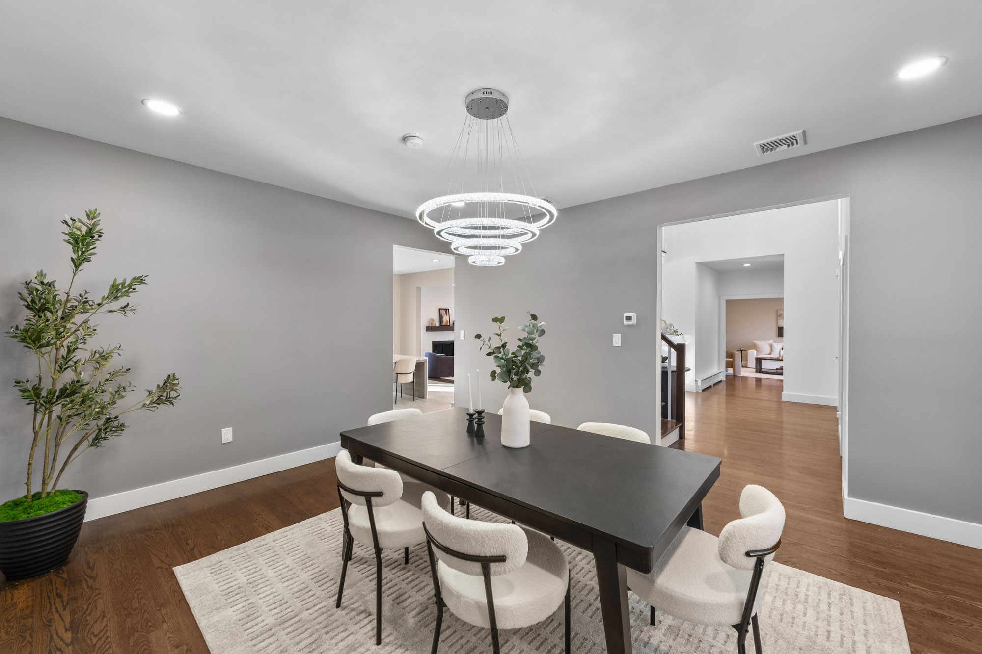 1221 Fairmount Place