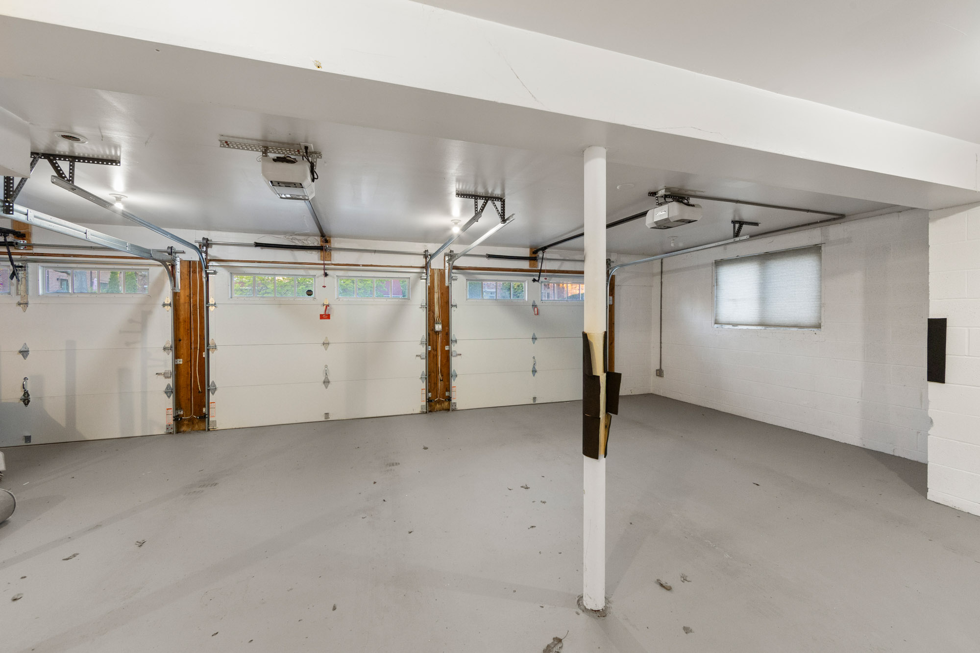 1221 Fairmount Place