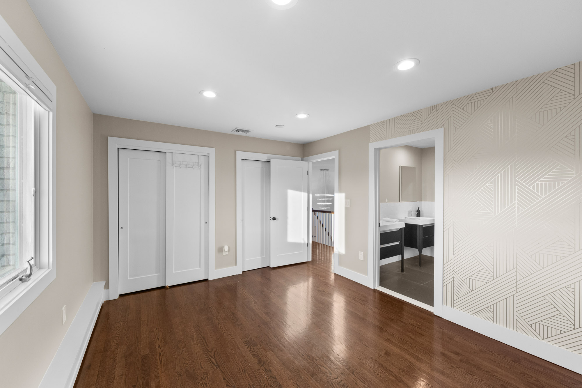 1221 Fairmount Place