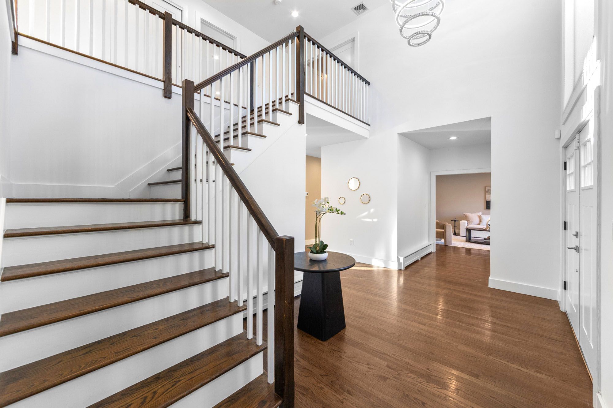 1221 Fairmount Place