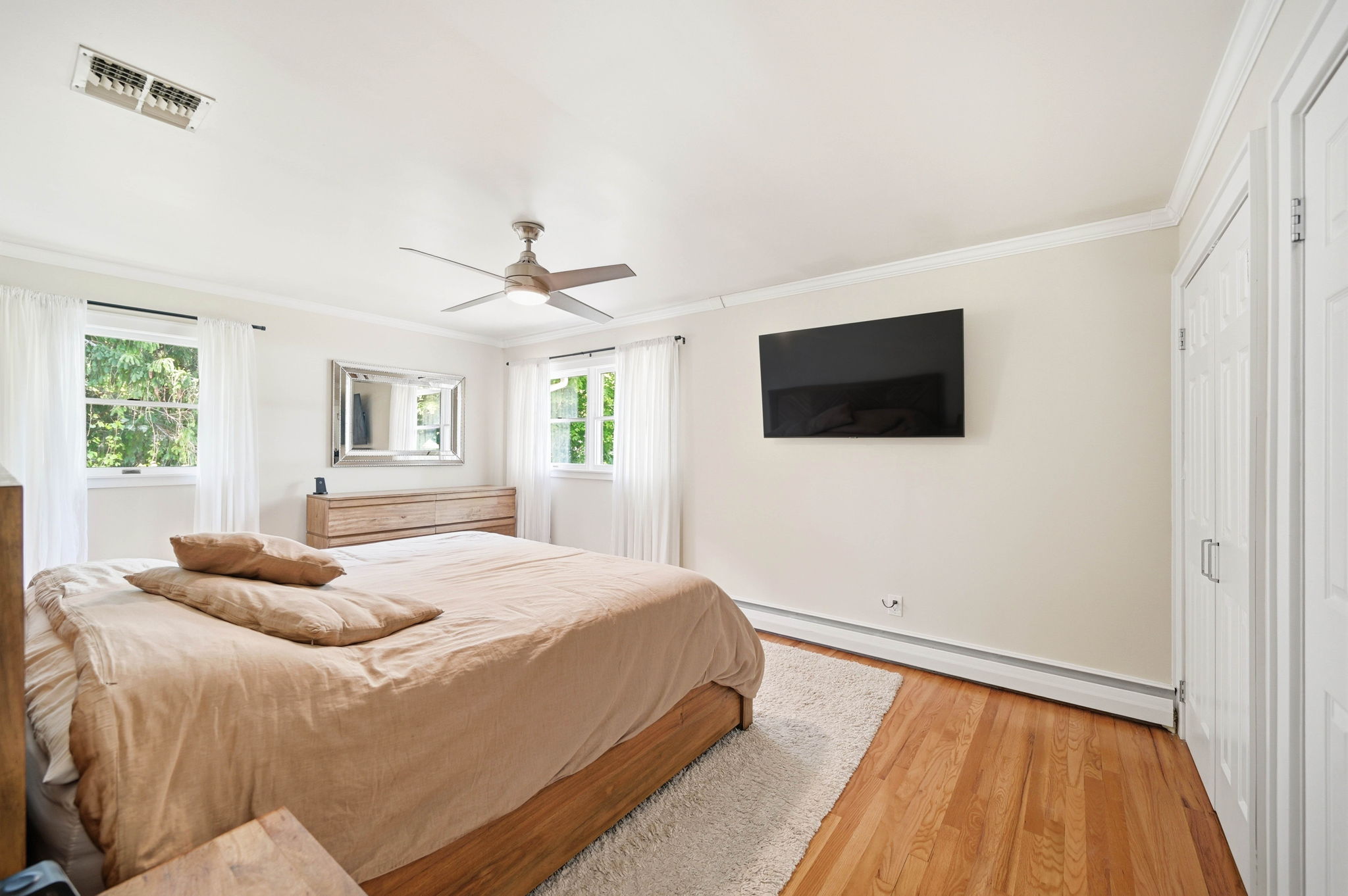 4 Ackerman Street 