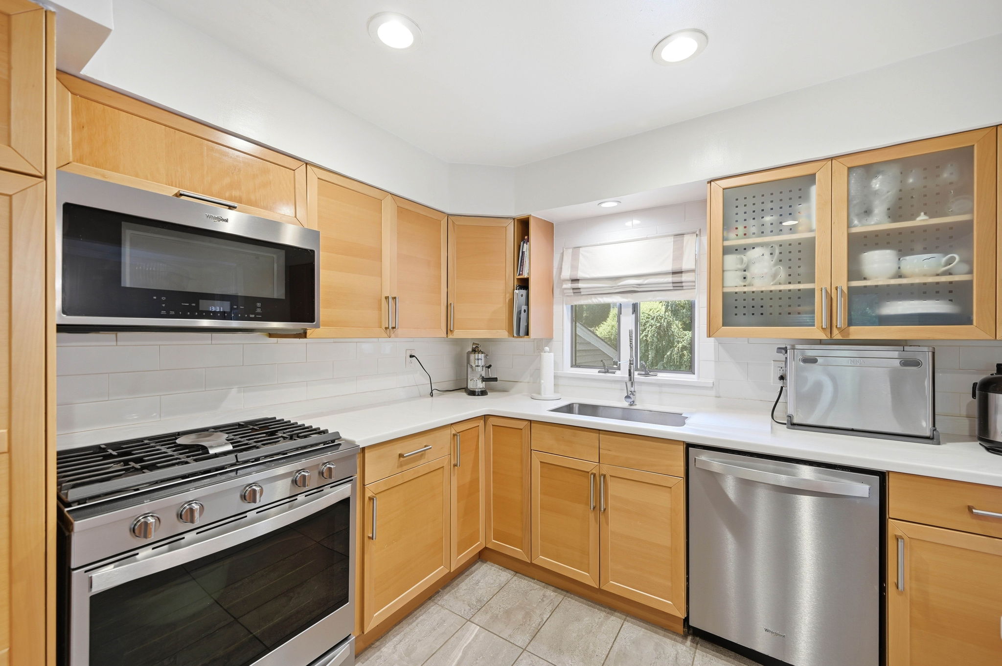 4 Ackerman Street 