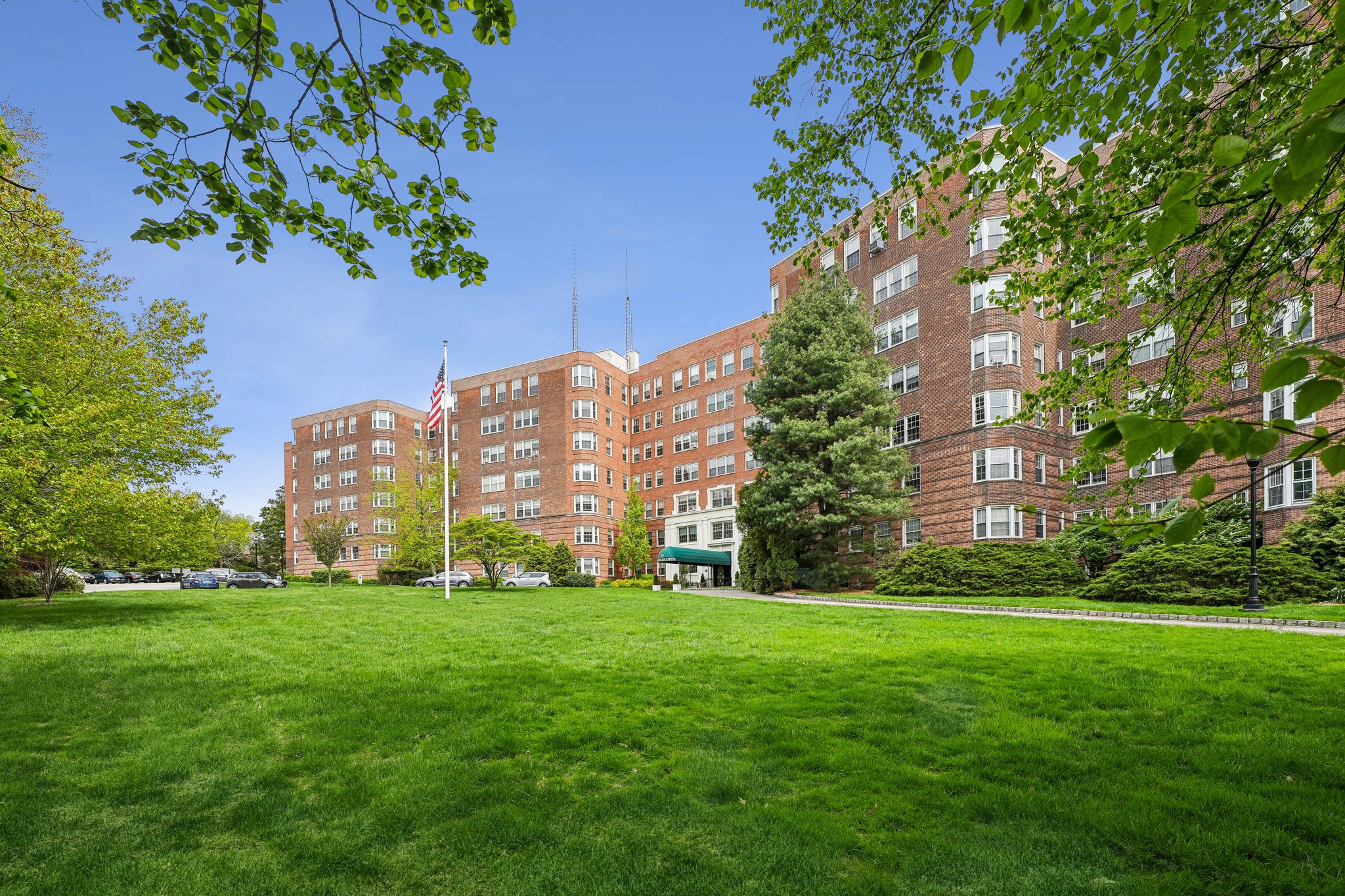 10 Crestmont Road Unit 5J