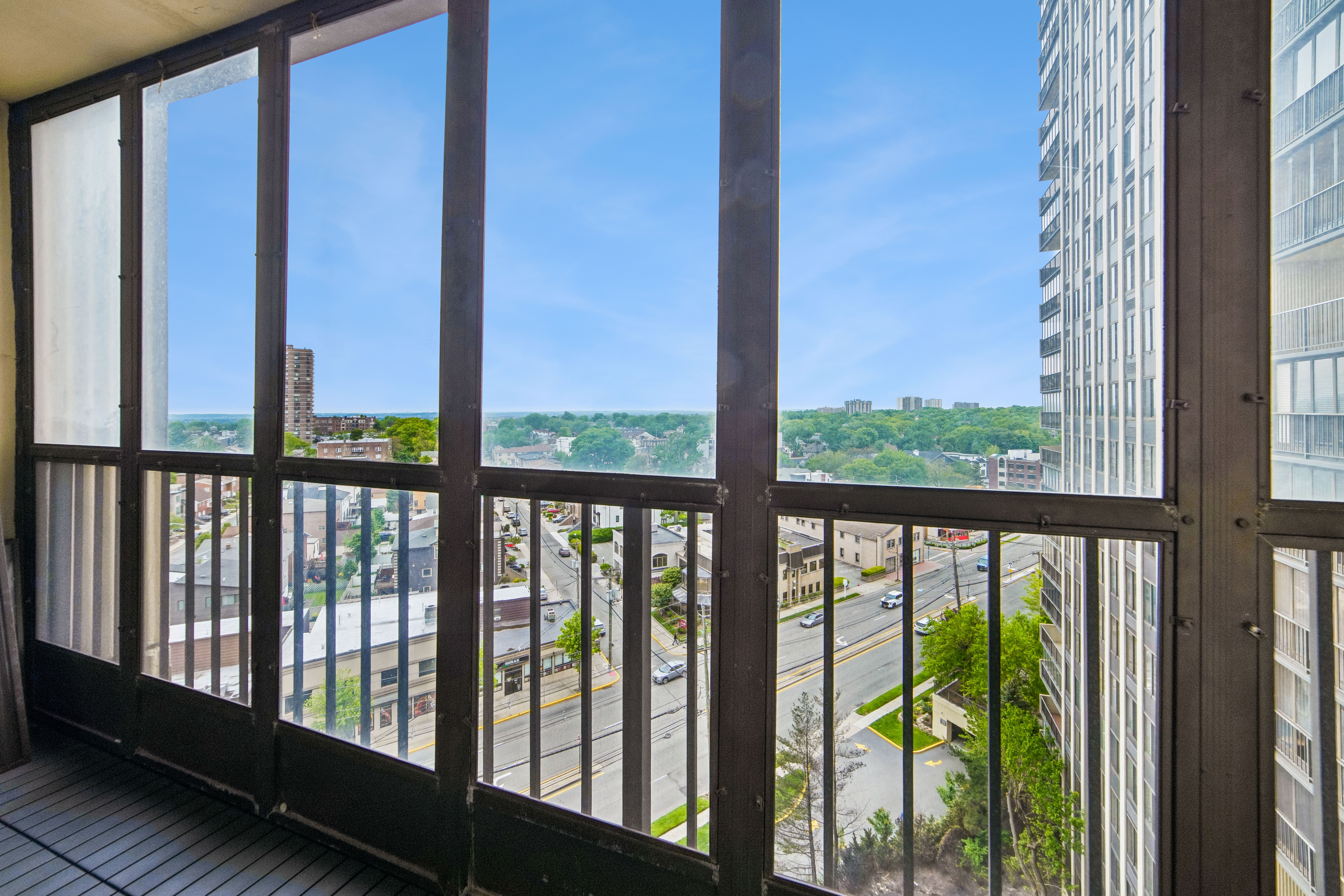 300 Winston Drive #923