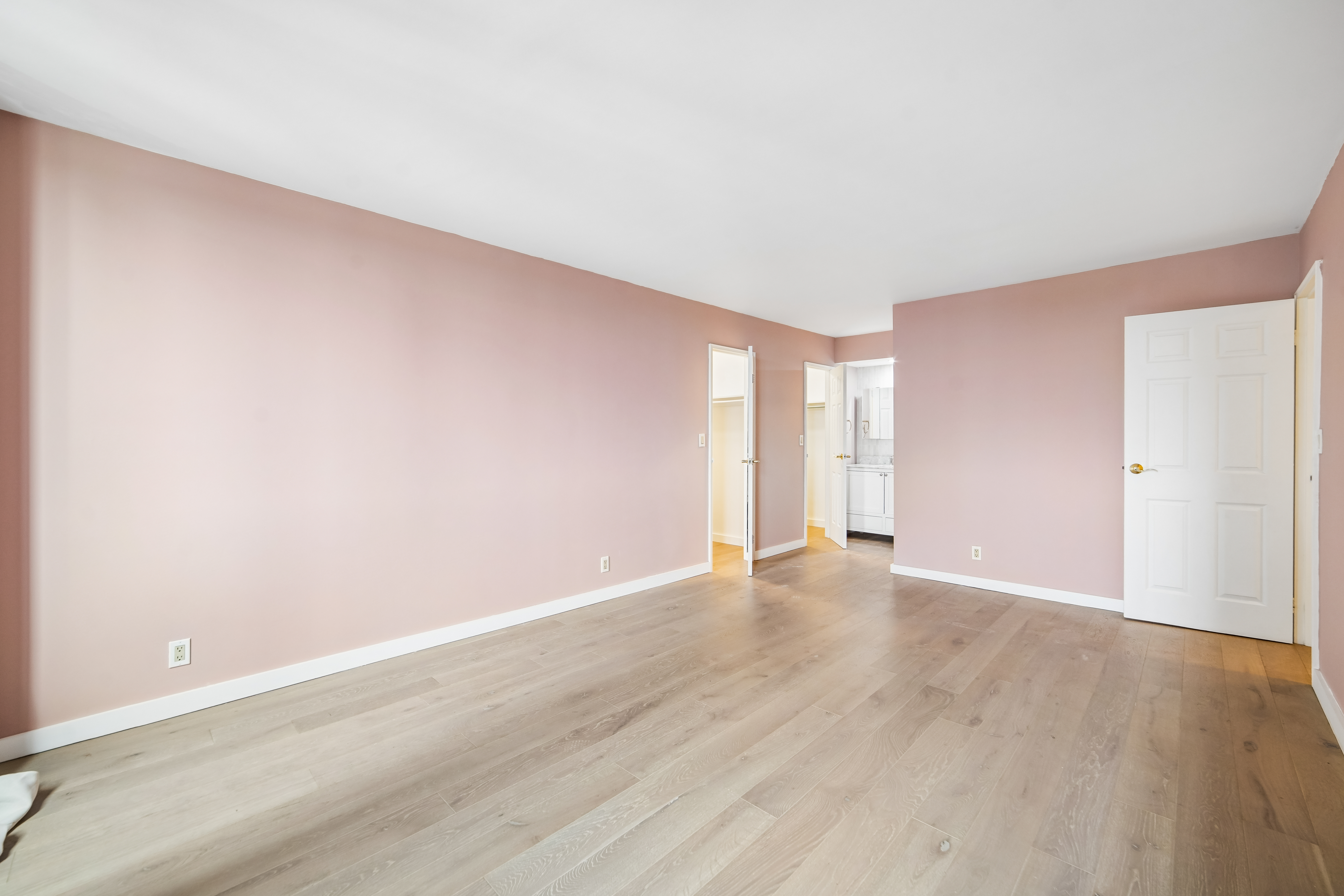300 Winston Drive #923