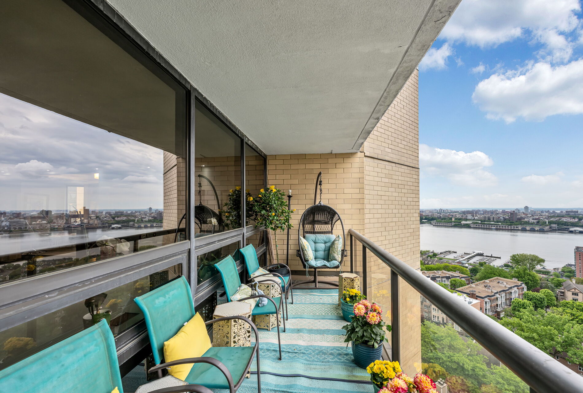 800 Palisade Avenue #1701