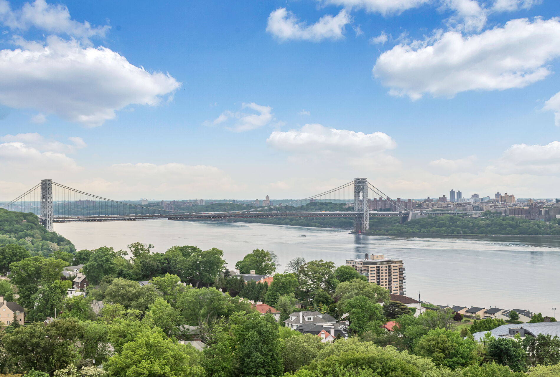800 Palisade Avenue #1701