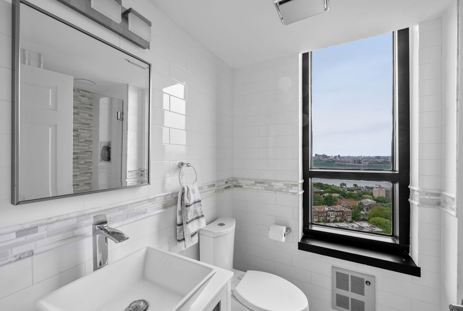 800 Palisade Avenue #1701