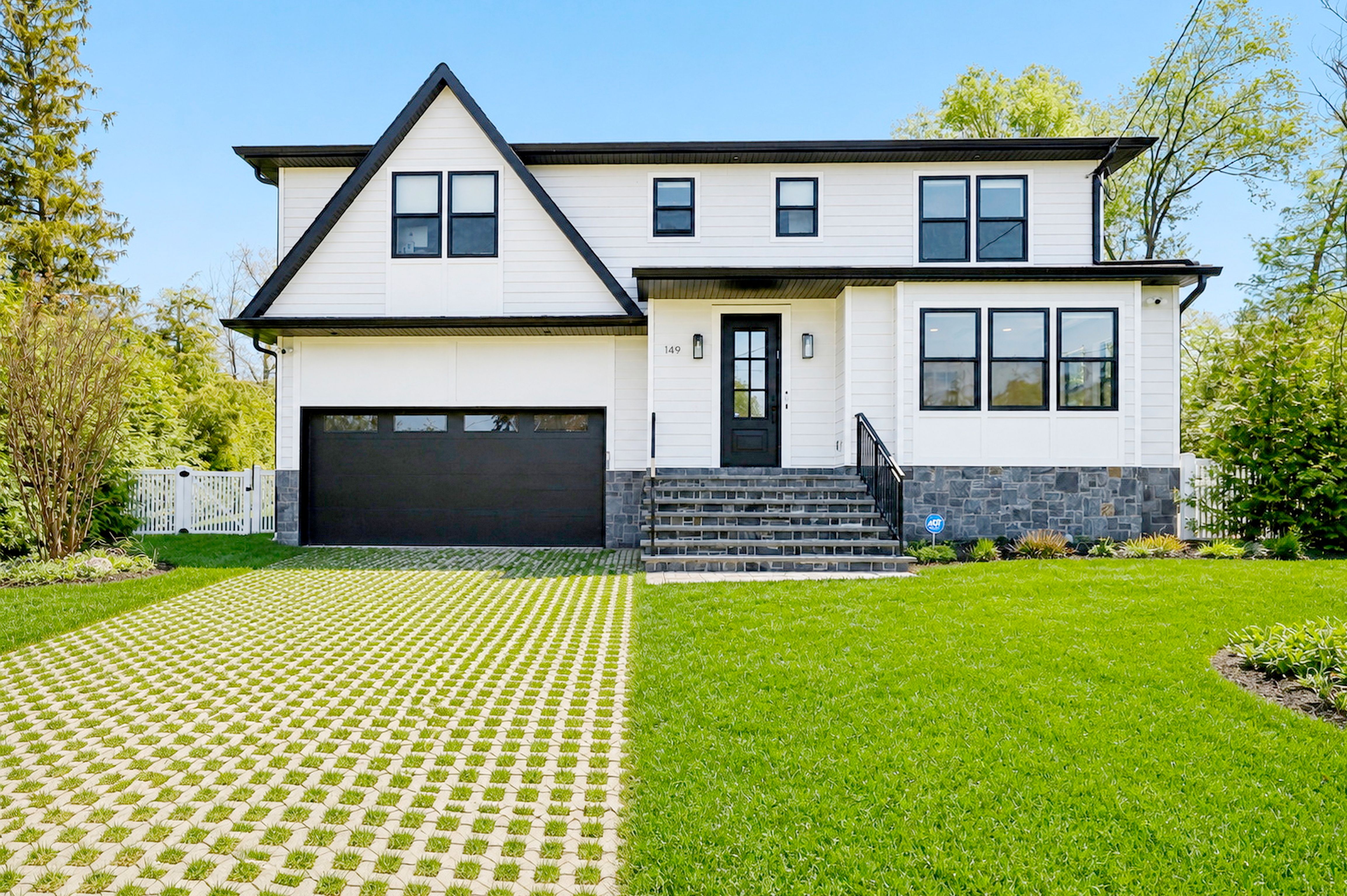 149 Palisades Avenue 