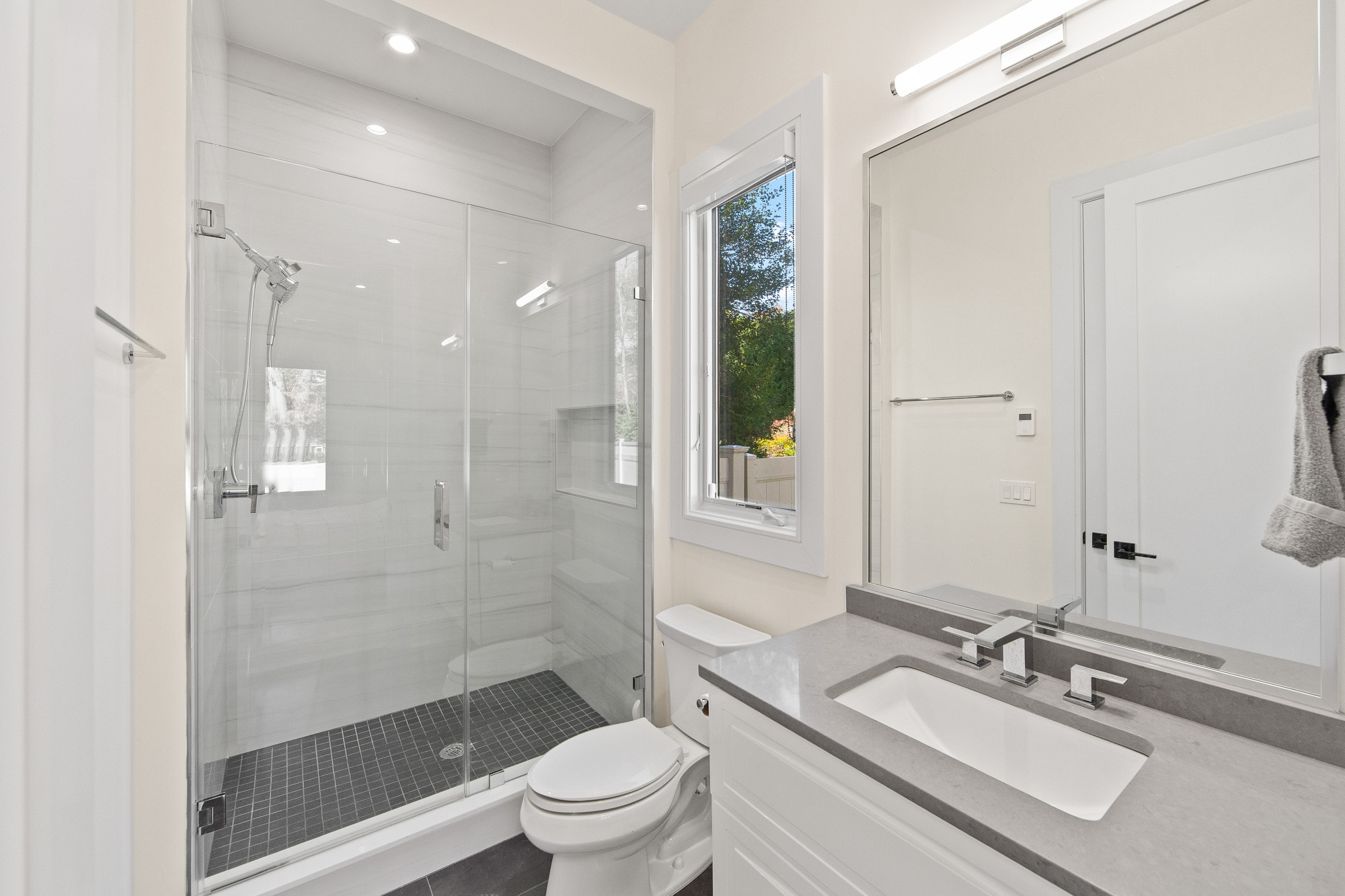 3 Mountain View Court 