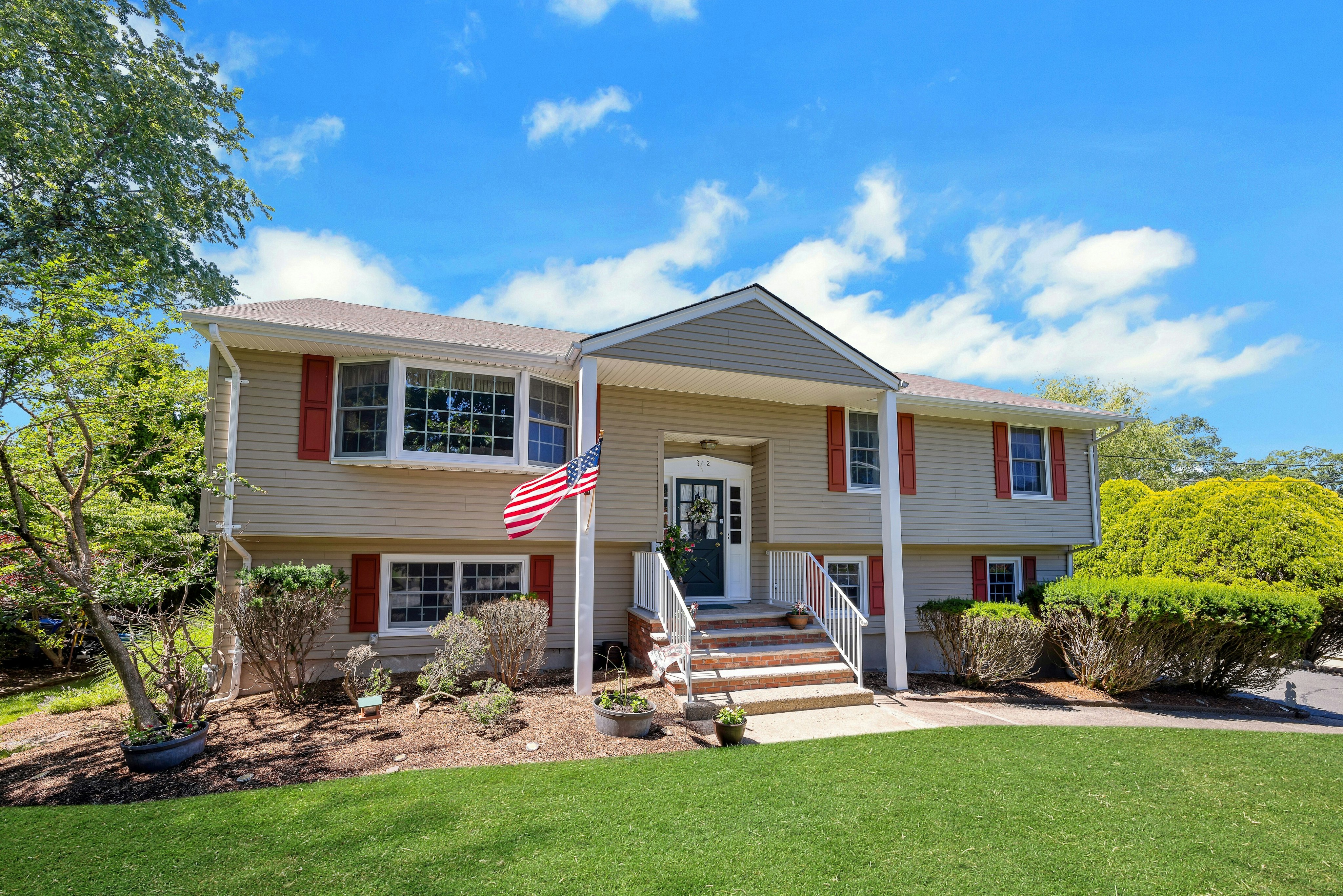 32 Tuscarora Drive 