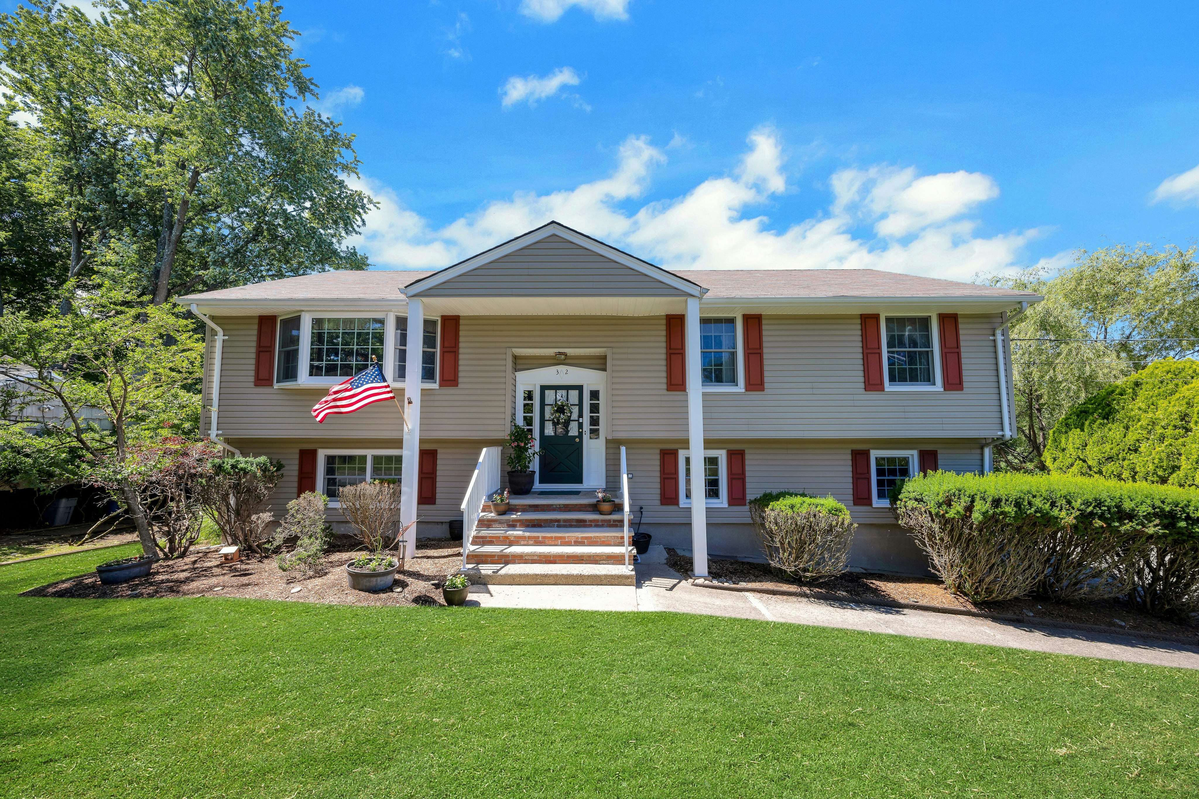 32 Tuscarora Drive 