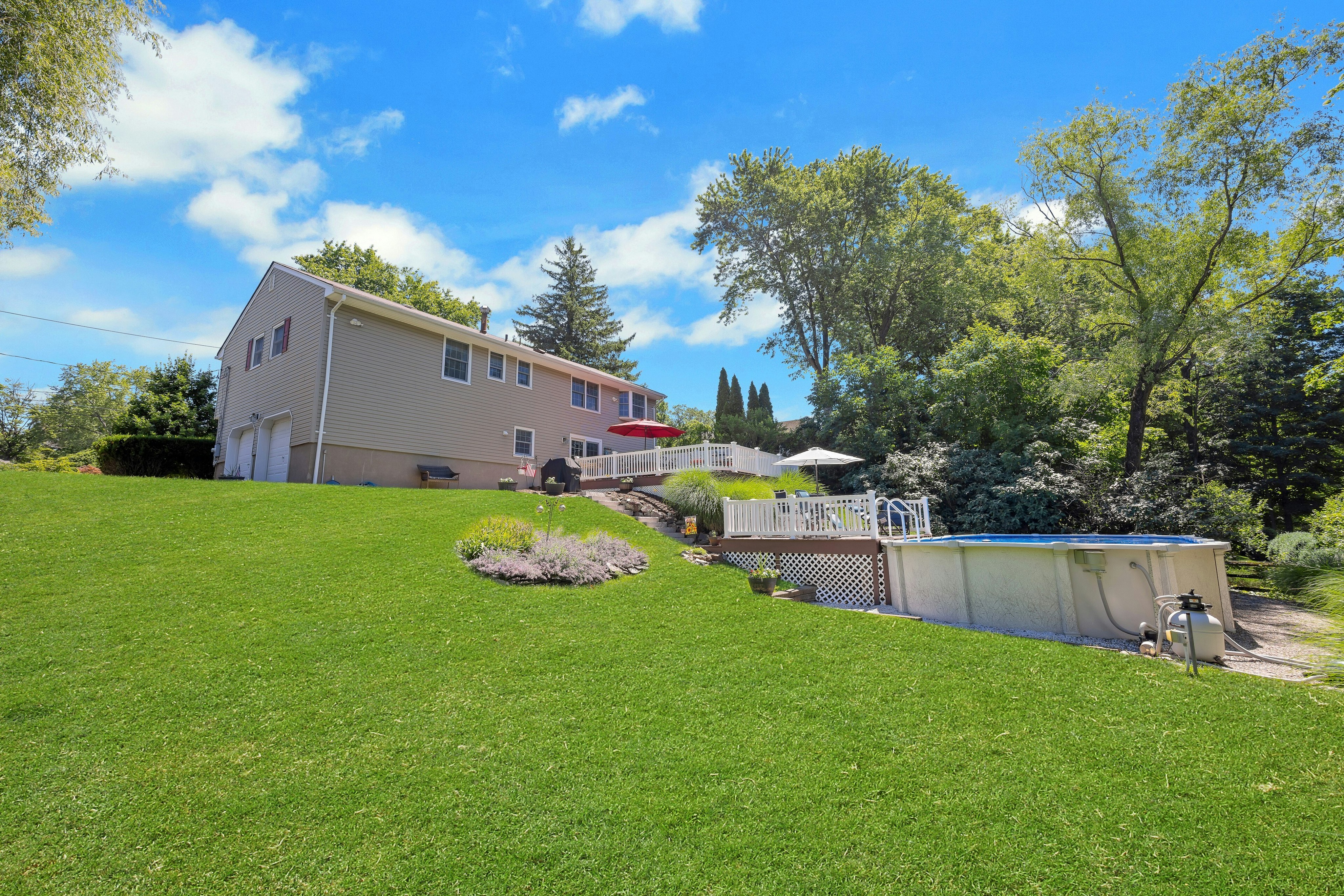 32 Tuscarora Drive 