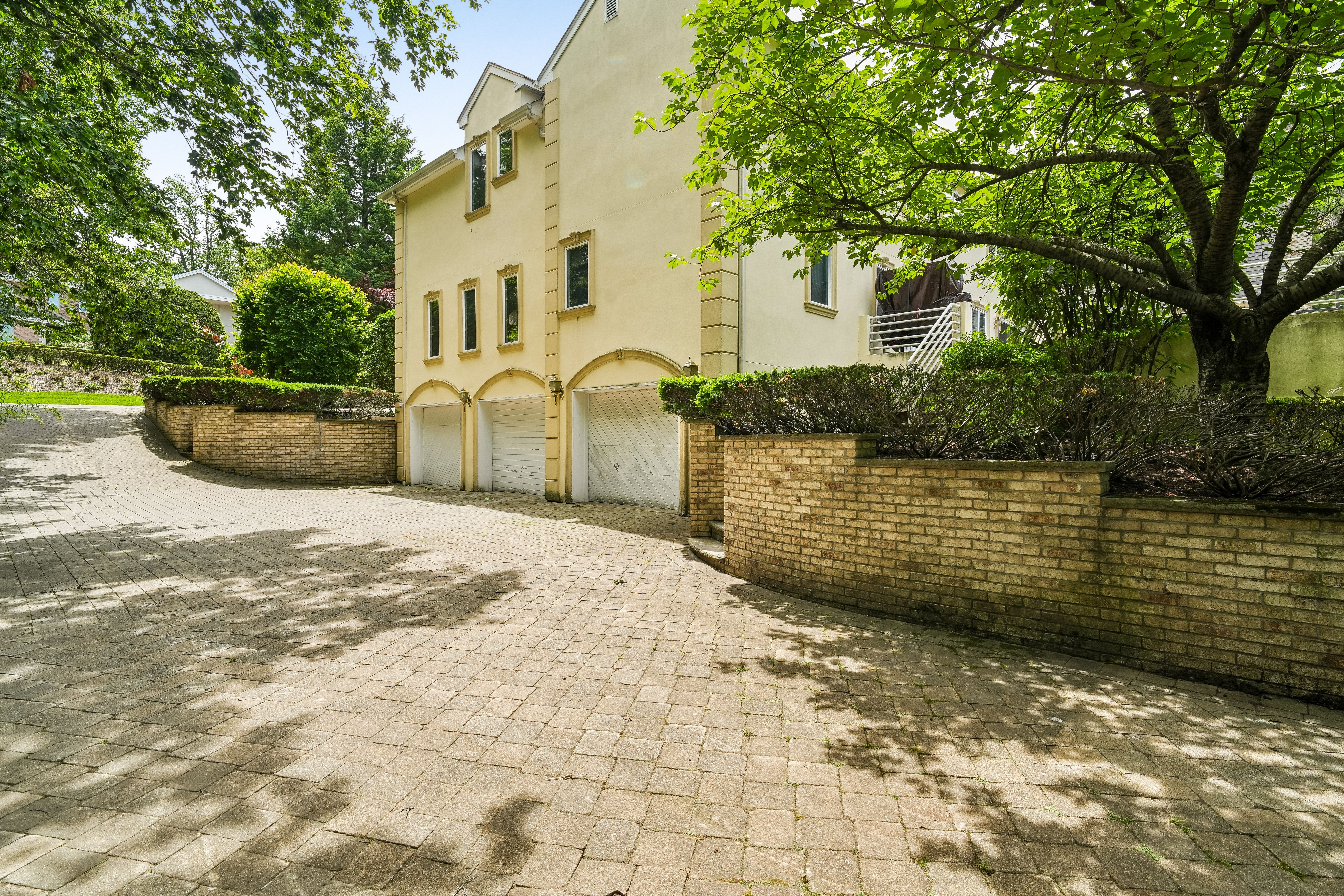 66 Adams Drive 