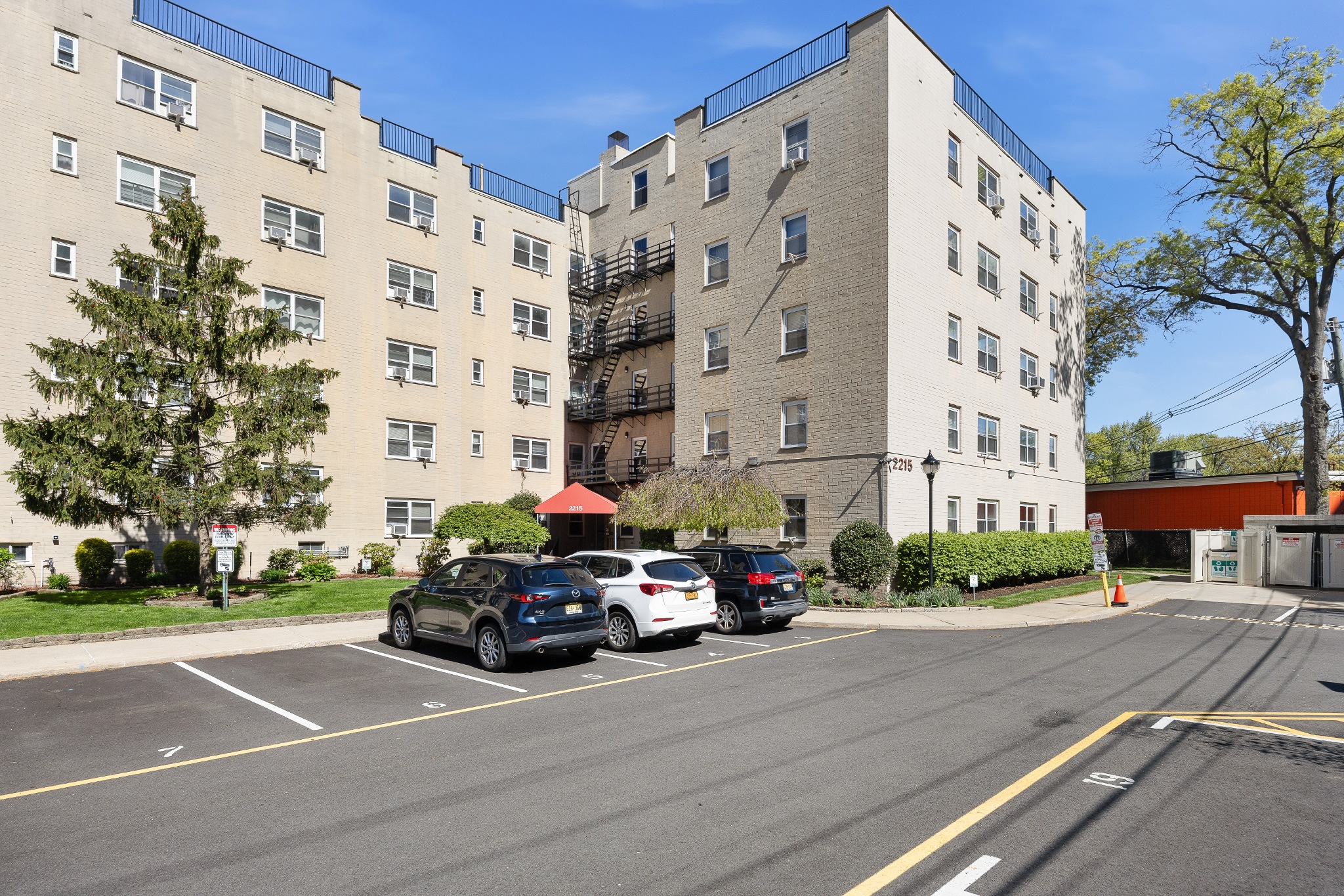 2215 North Central Road #4A