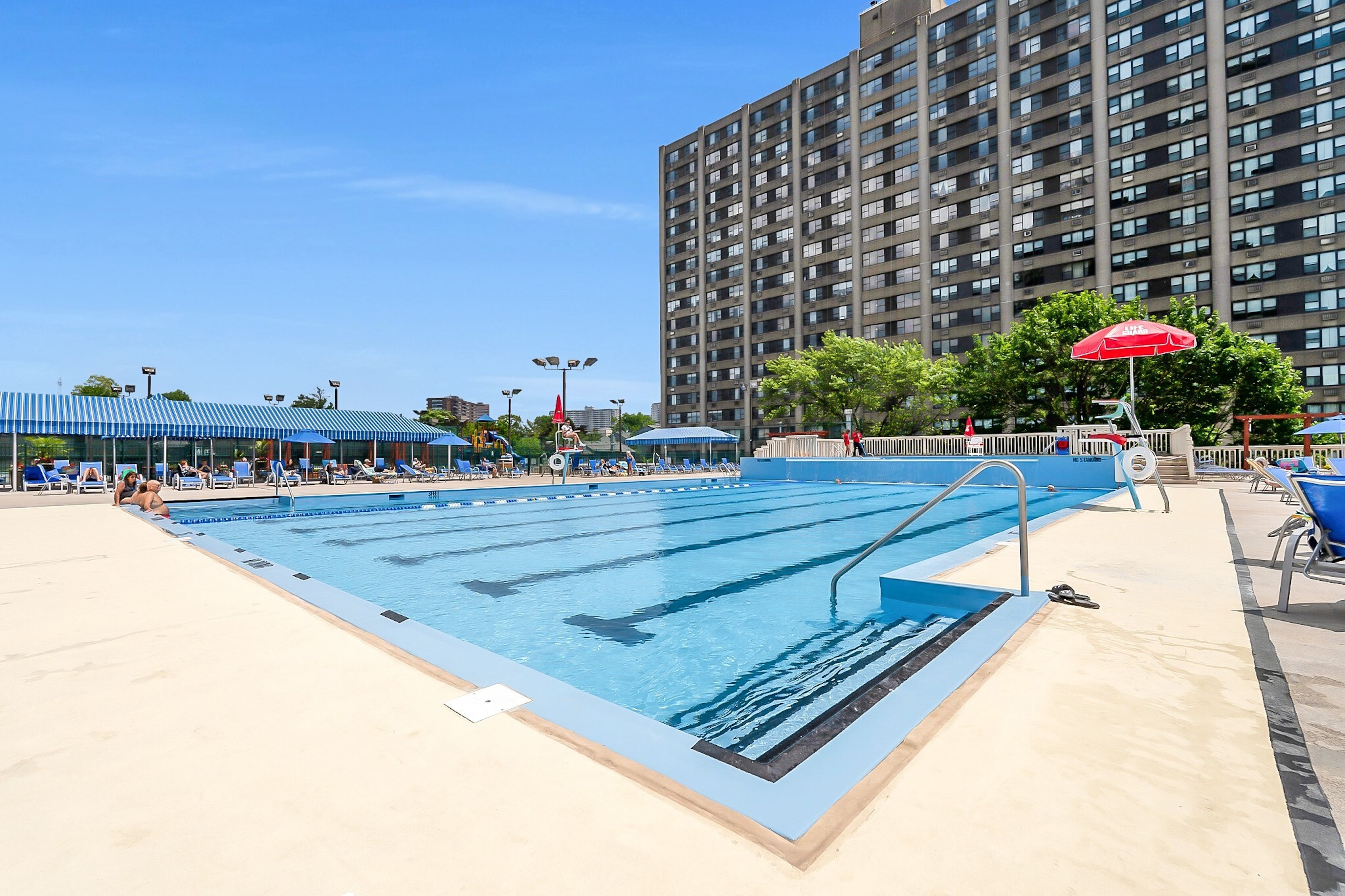 555 North Avenue #1V