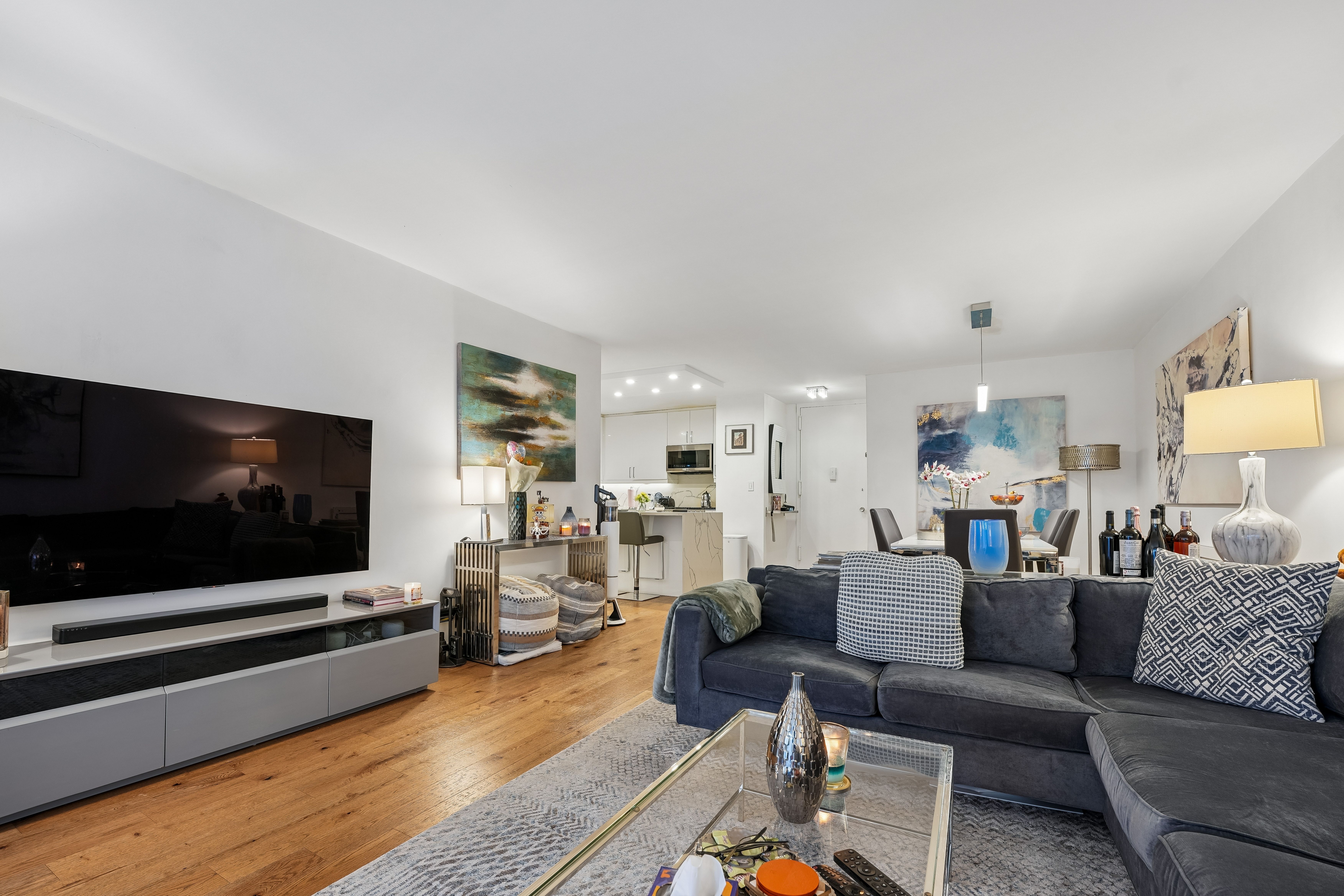 555 North Avenue #1V