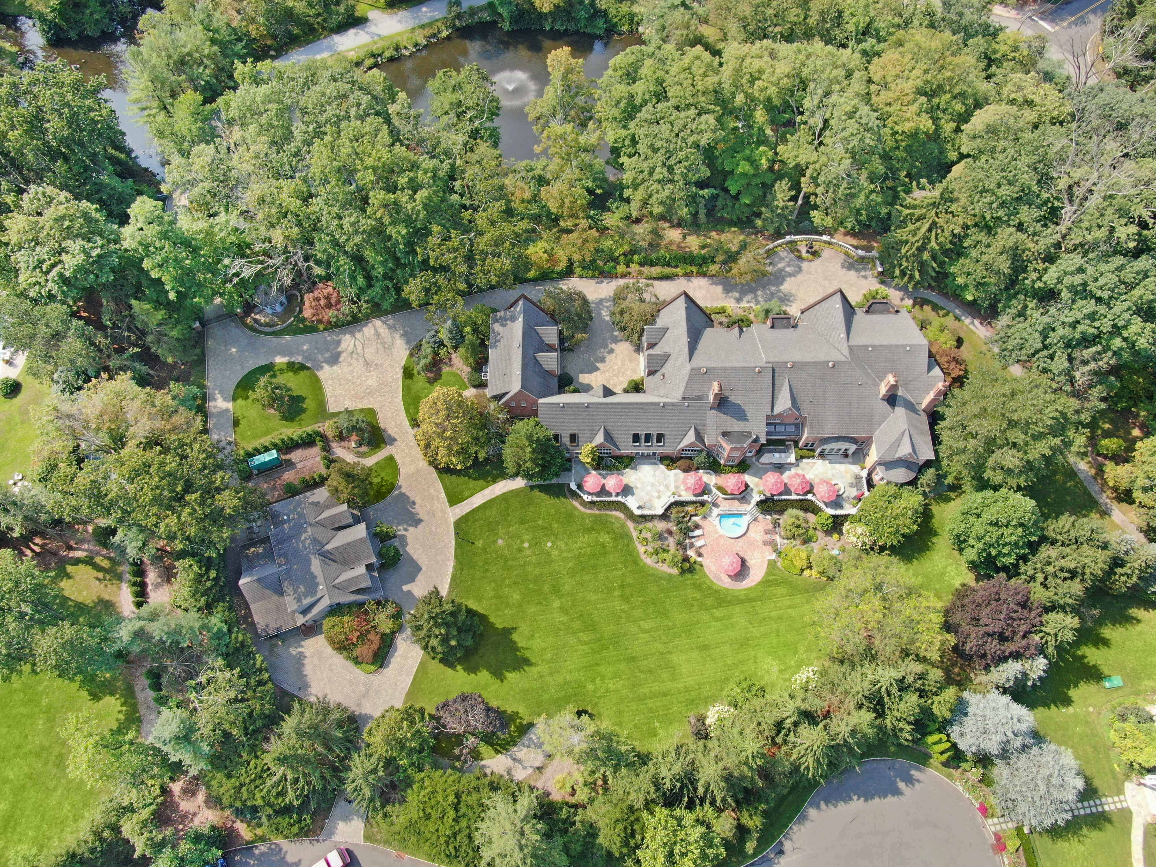 1055 High Mountain Road 