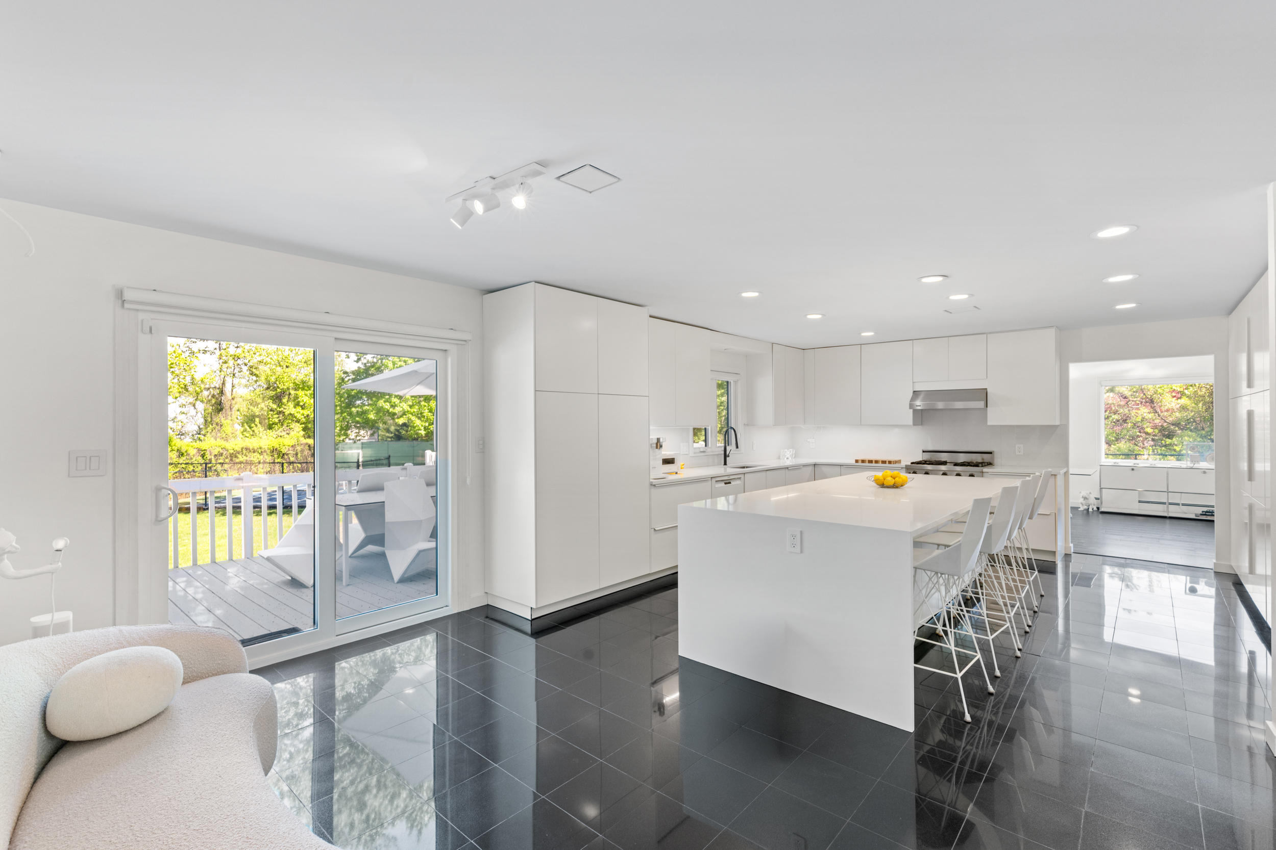 81 Greenwoods Road