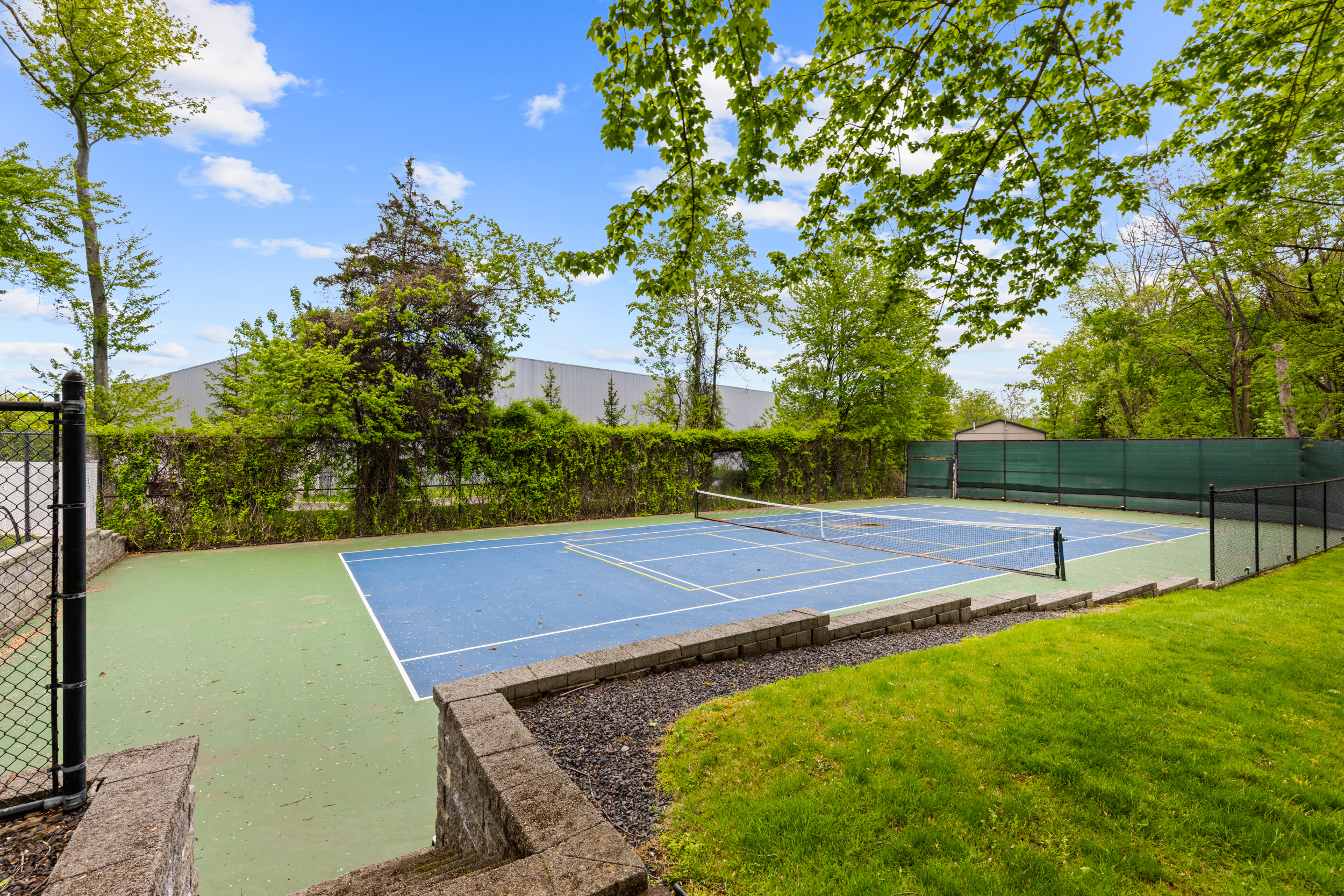 81 Greenwoods Road