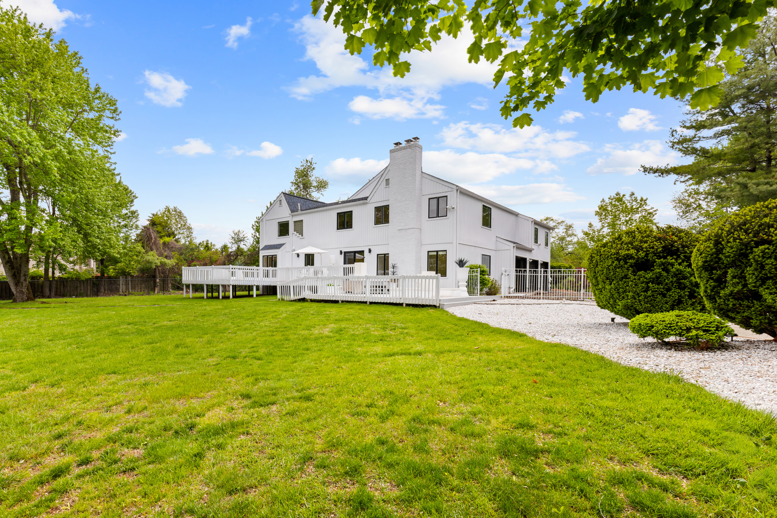 81 Greenwoods Road