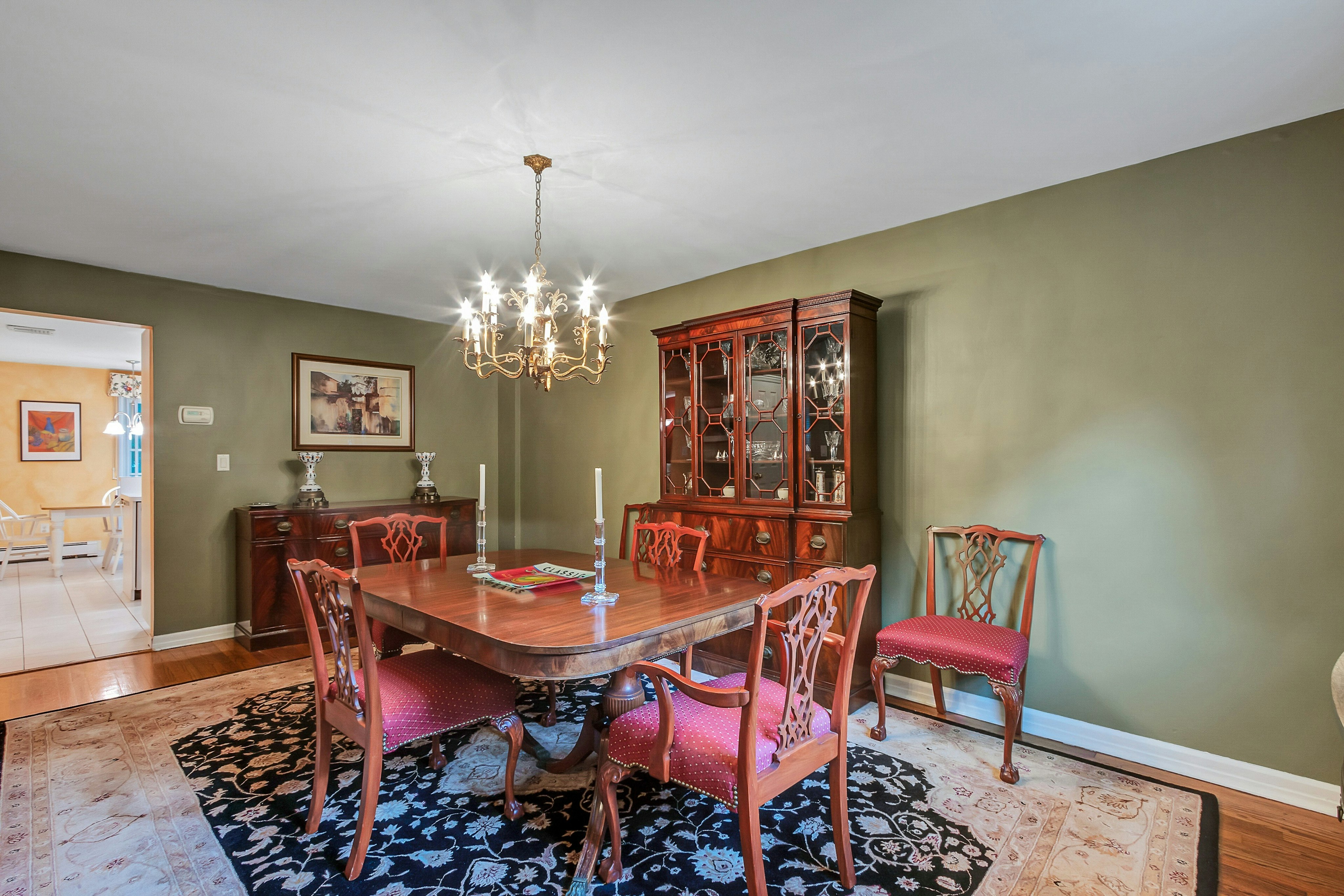 15 Colonial Road 