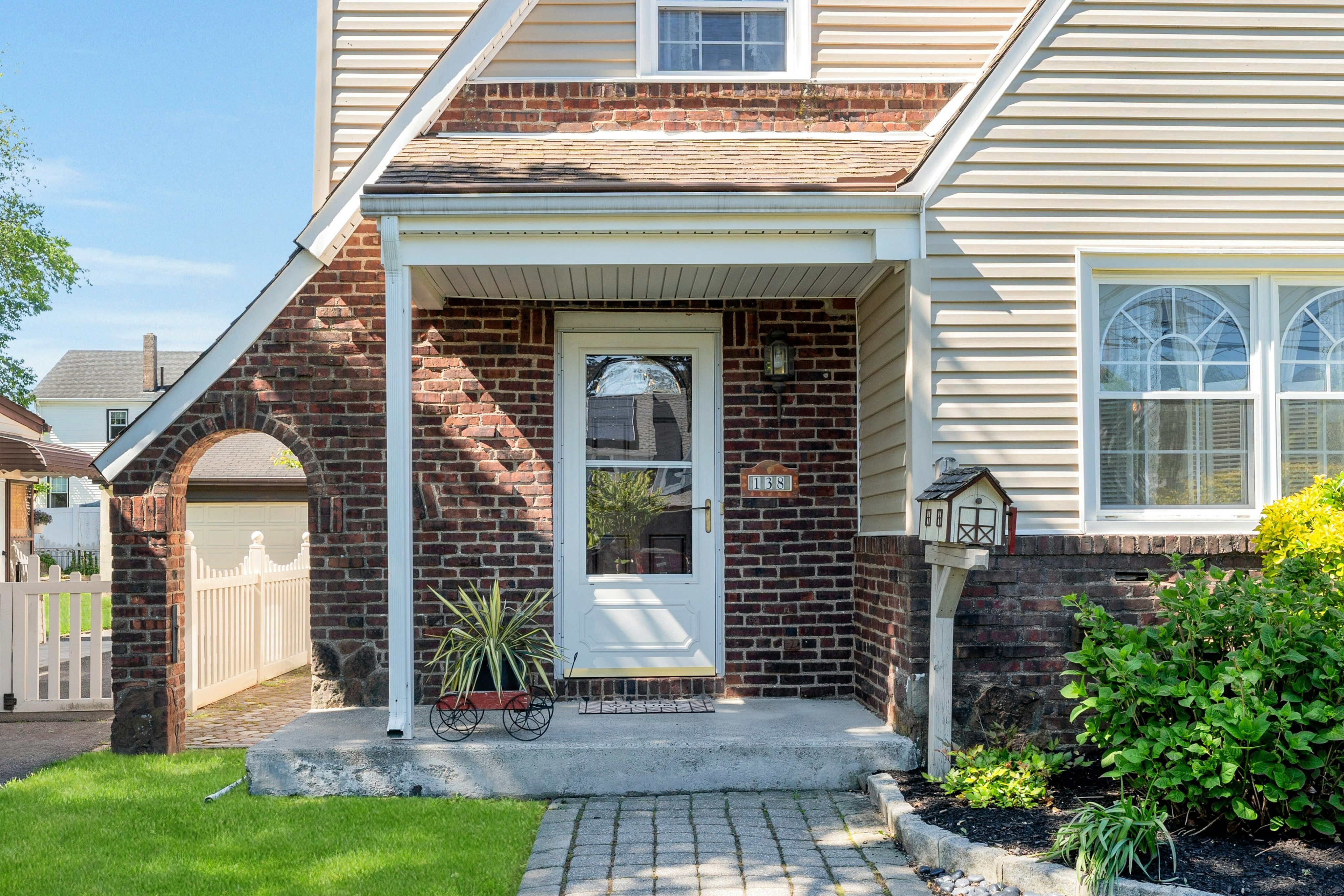 138 Lincoln Avenue 