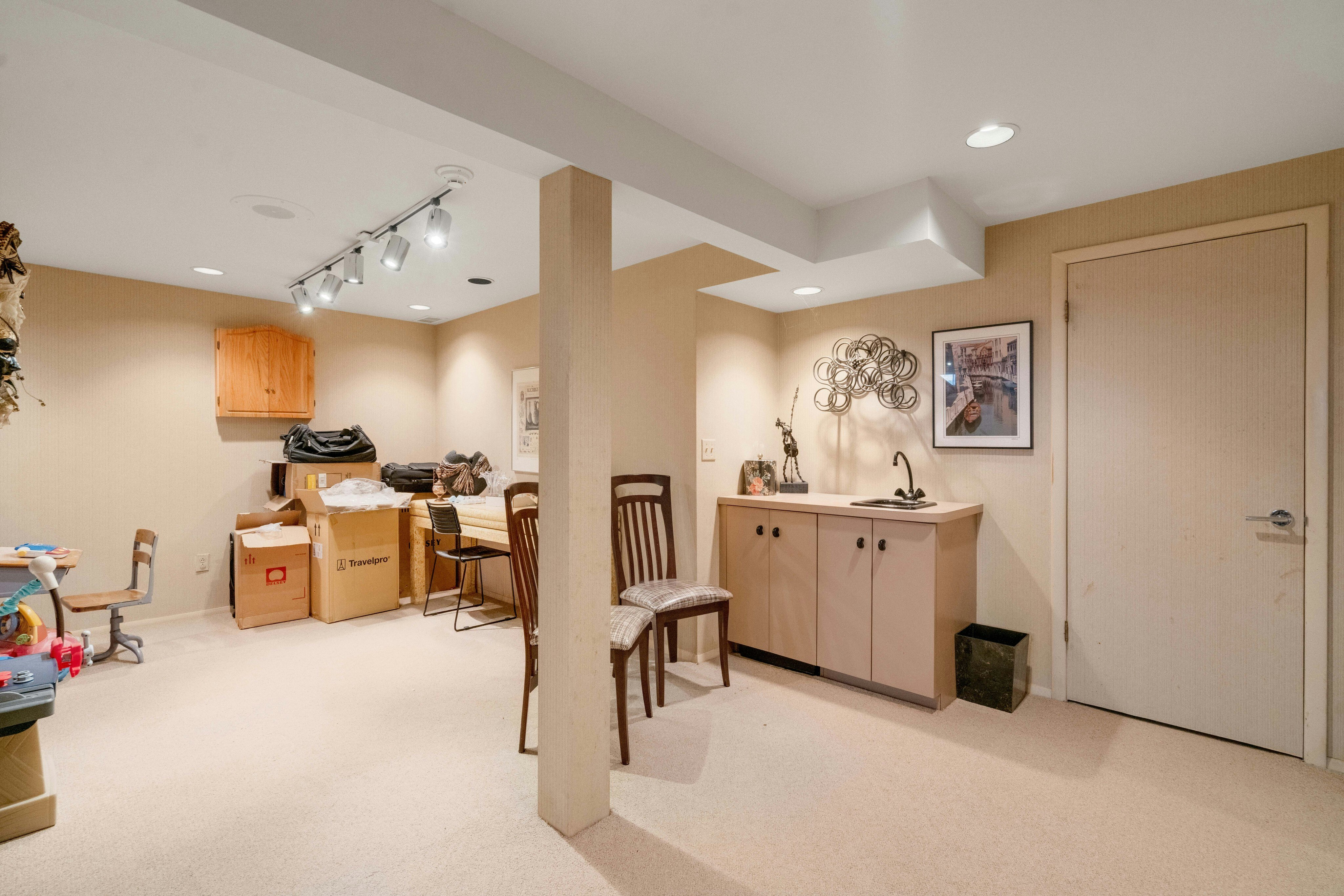 42-09 Cosgrove Court 