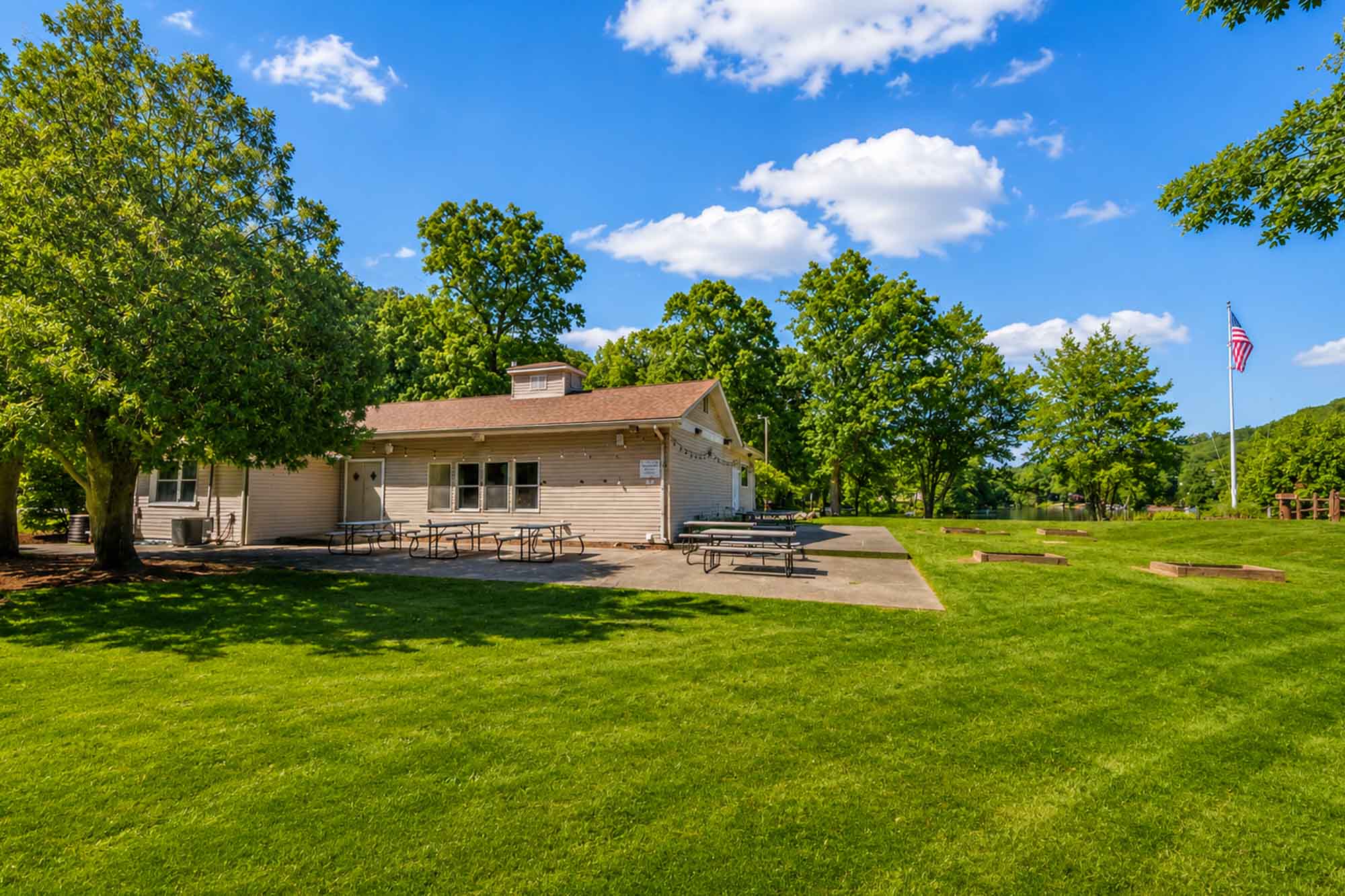 135 Skyline Lakes Drive 