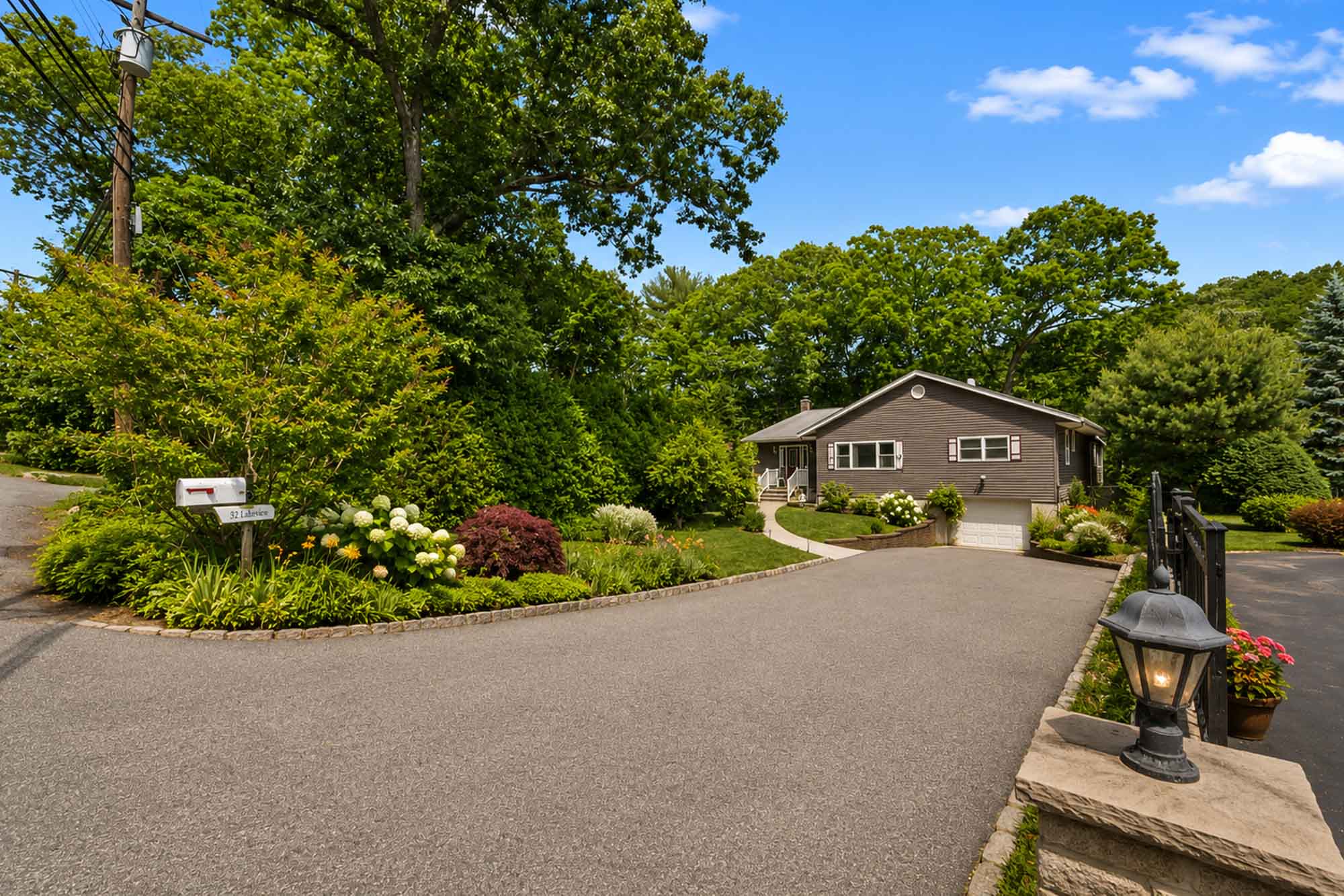 135 Skyline Lakes Drive 