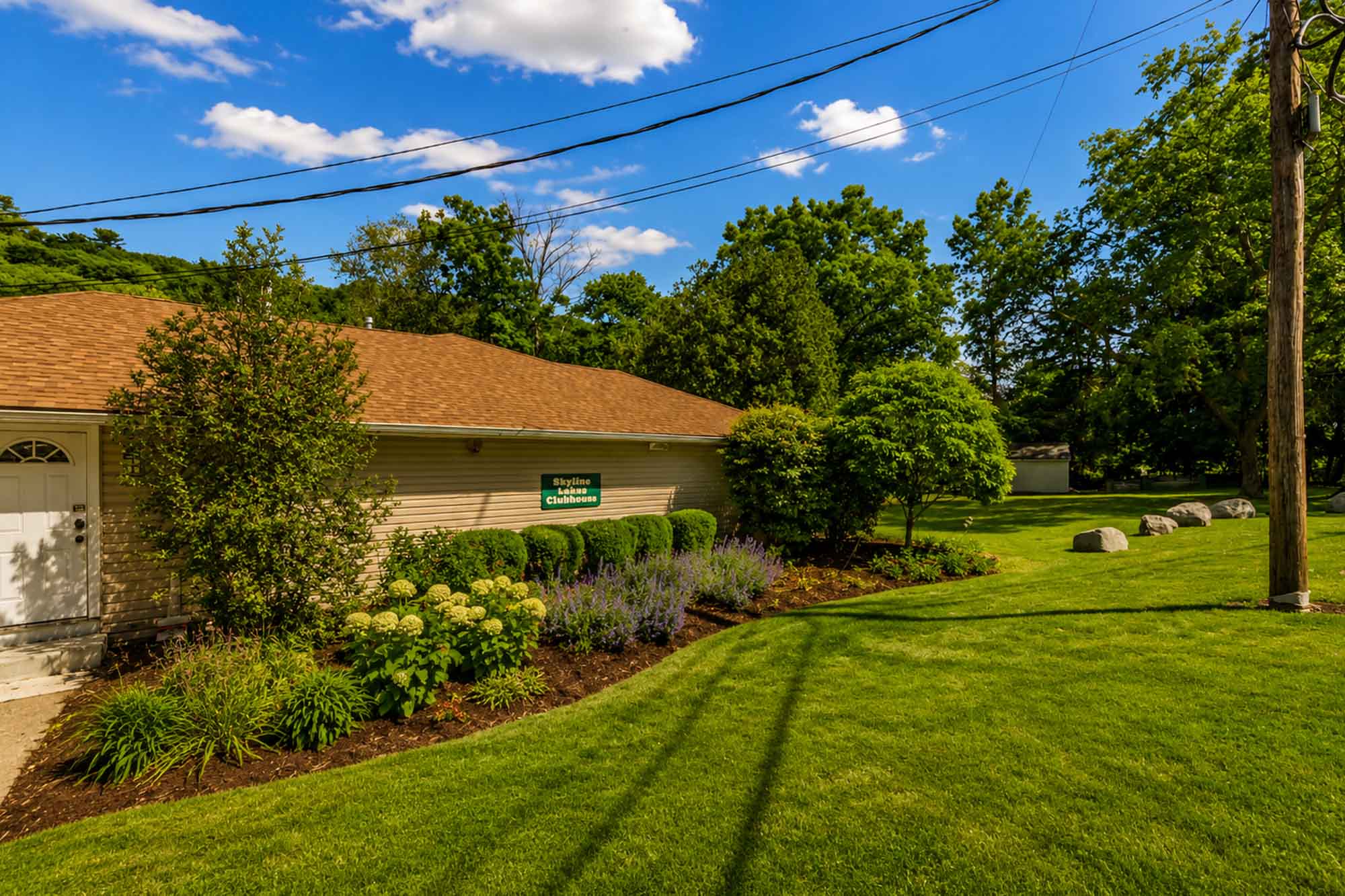 135 Skyline Lakes Drive 