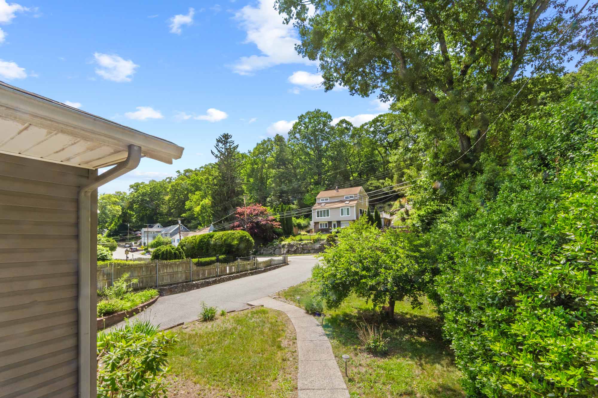135 Skyline Lakes Drive 