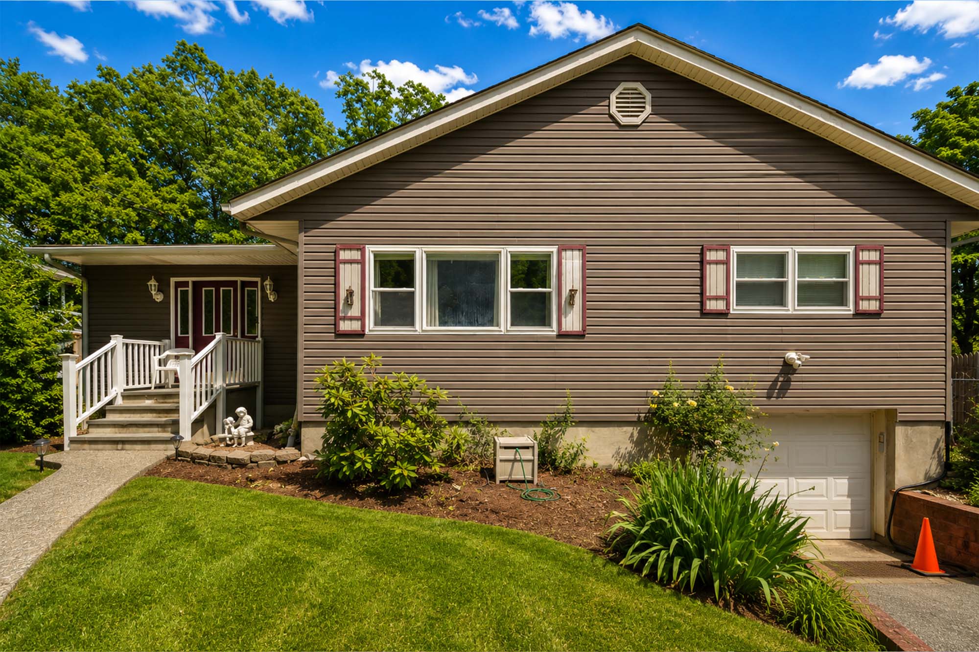 135 Skyline Lakes Drive 